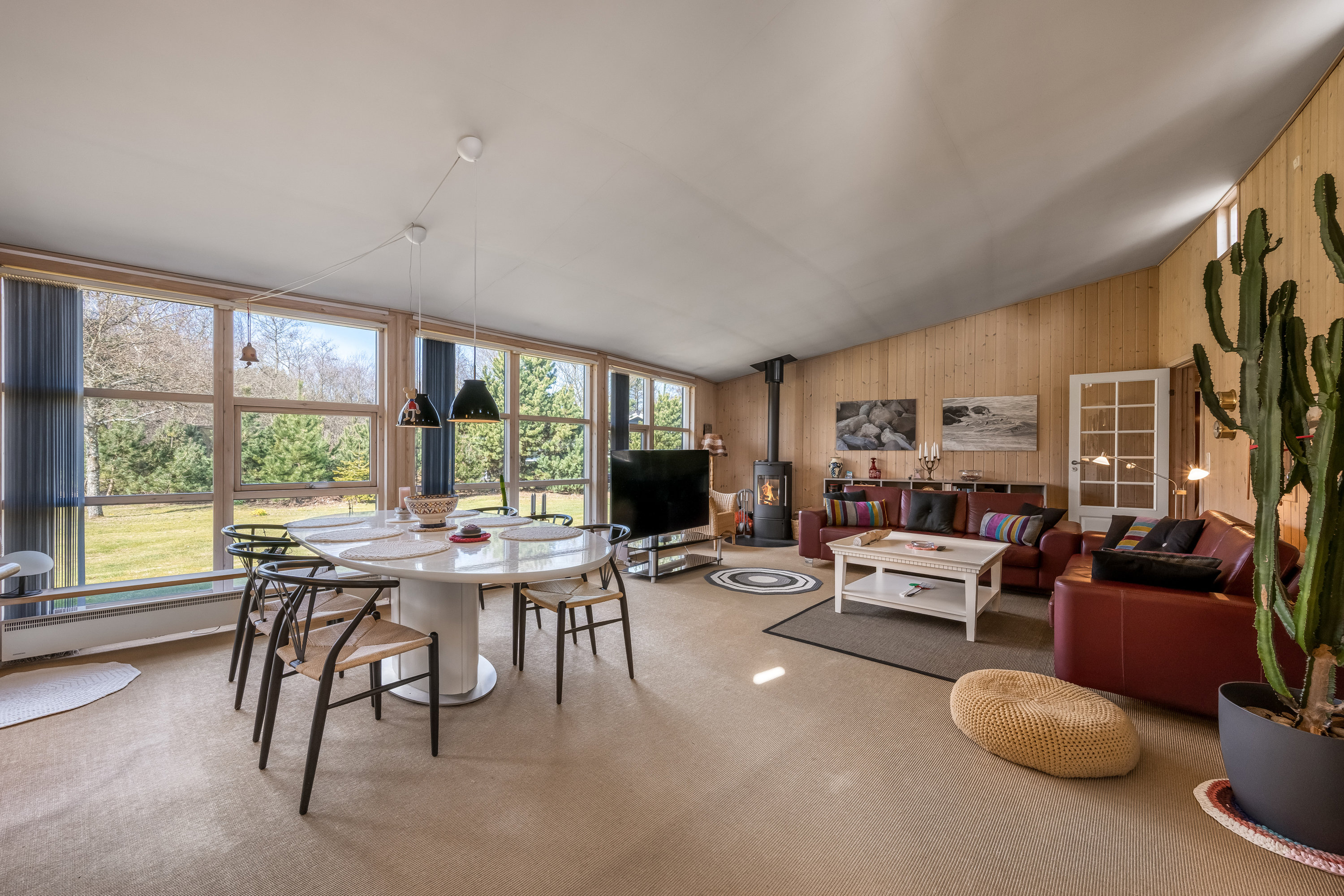 Fremhævet stue billede i fuldskærmstilstand. Billede af Vestervang 29, Lønne, 6830 Nørre Nebel