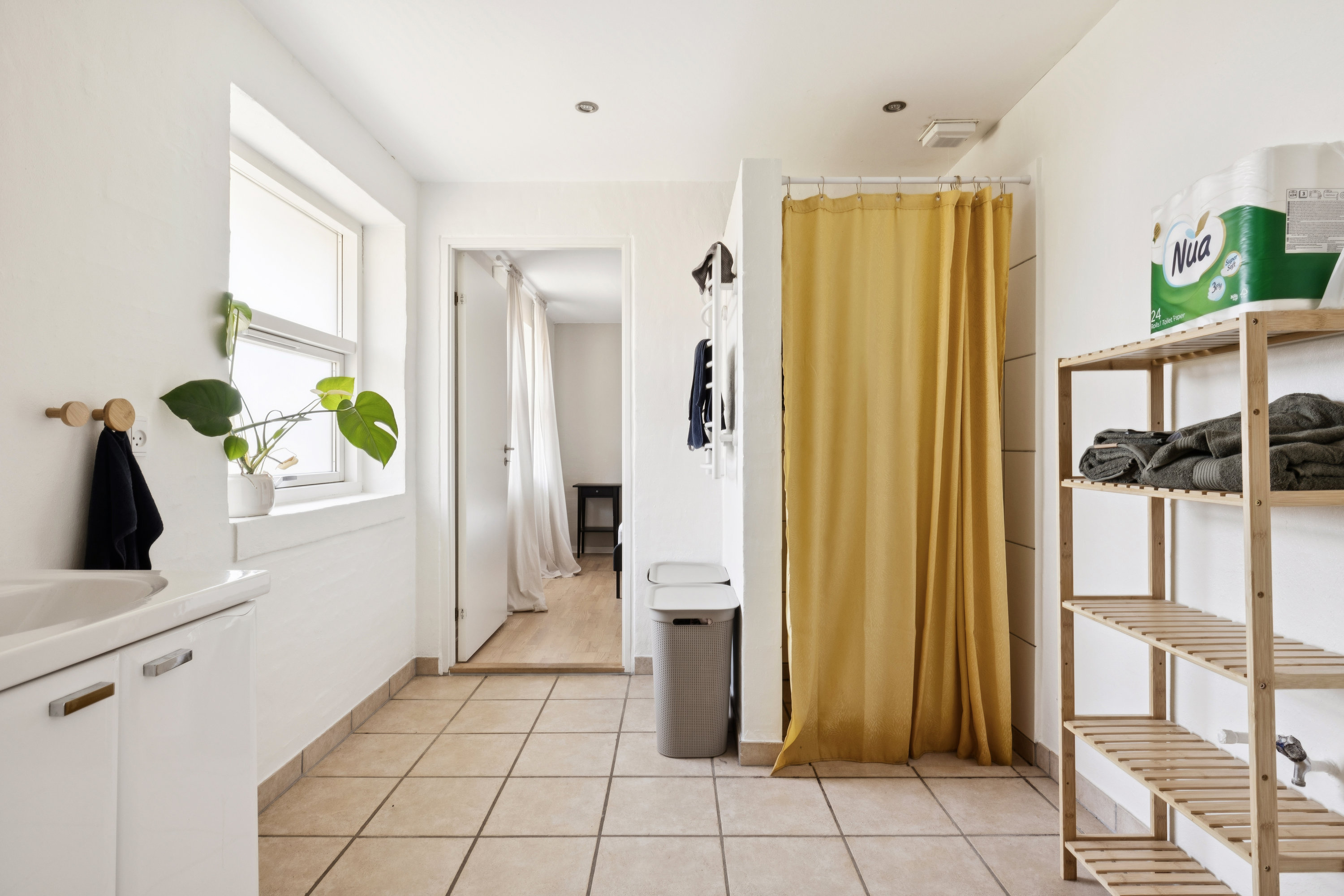 Fremhævet gang billede i fuldskærmstilstand. Billede af Skovvej 52, 8550 Ryomgård