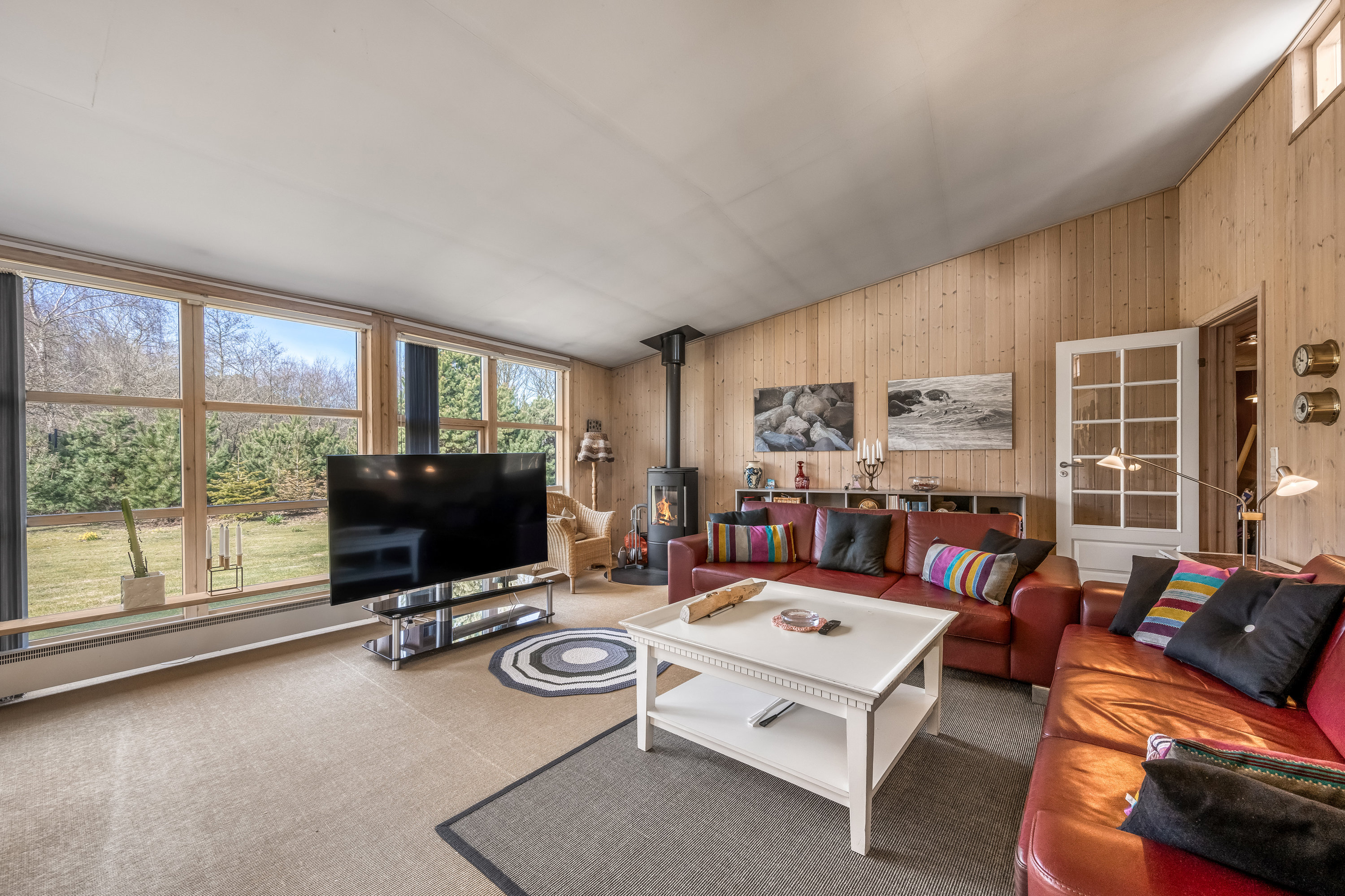 Fremhævet stue billede i fuldskærmstilstand. Billede af Vestervang 29, Lønne, 6830 Nørre Nebel