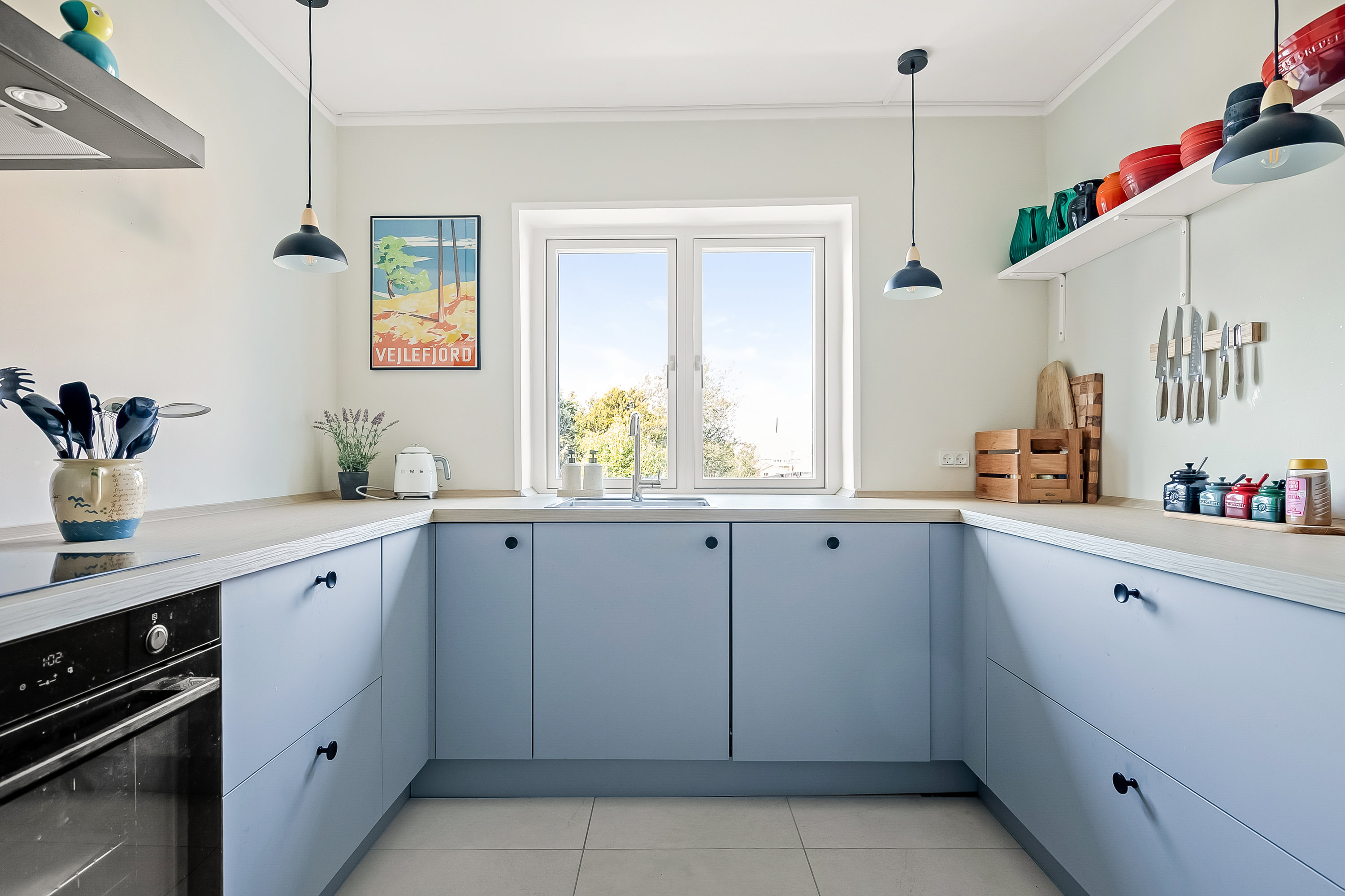 Fremhævet køkken billede i fuldskærmstilstand. Billede af Syrenvej 2A, Søndermarken, 7100 Vejle