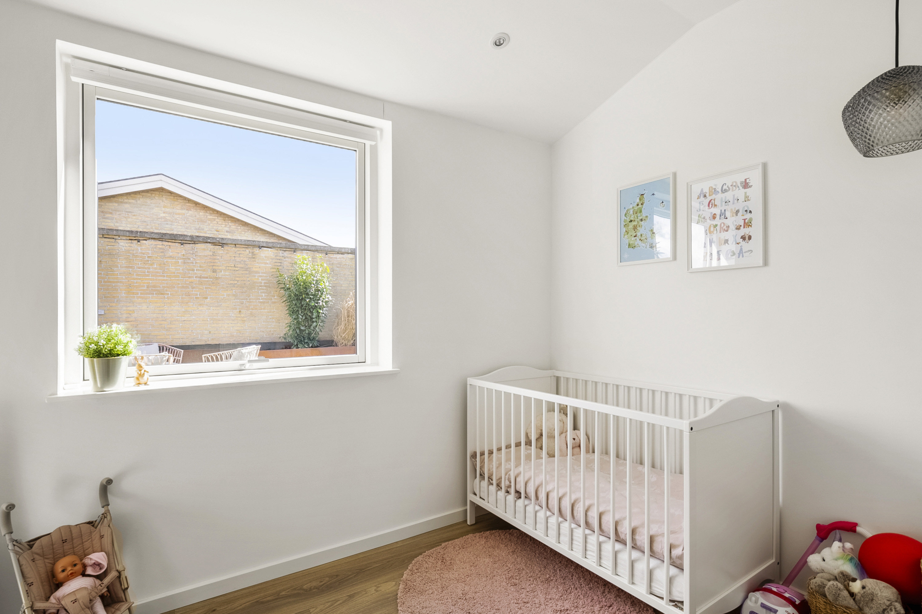 Fremhævet soveværelse billede i fuldskærmstilstand. Billede af Bøgedals Allé 112, Dalum, 5250 Odense SV