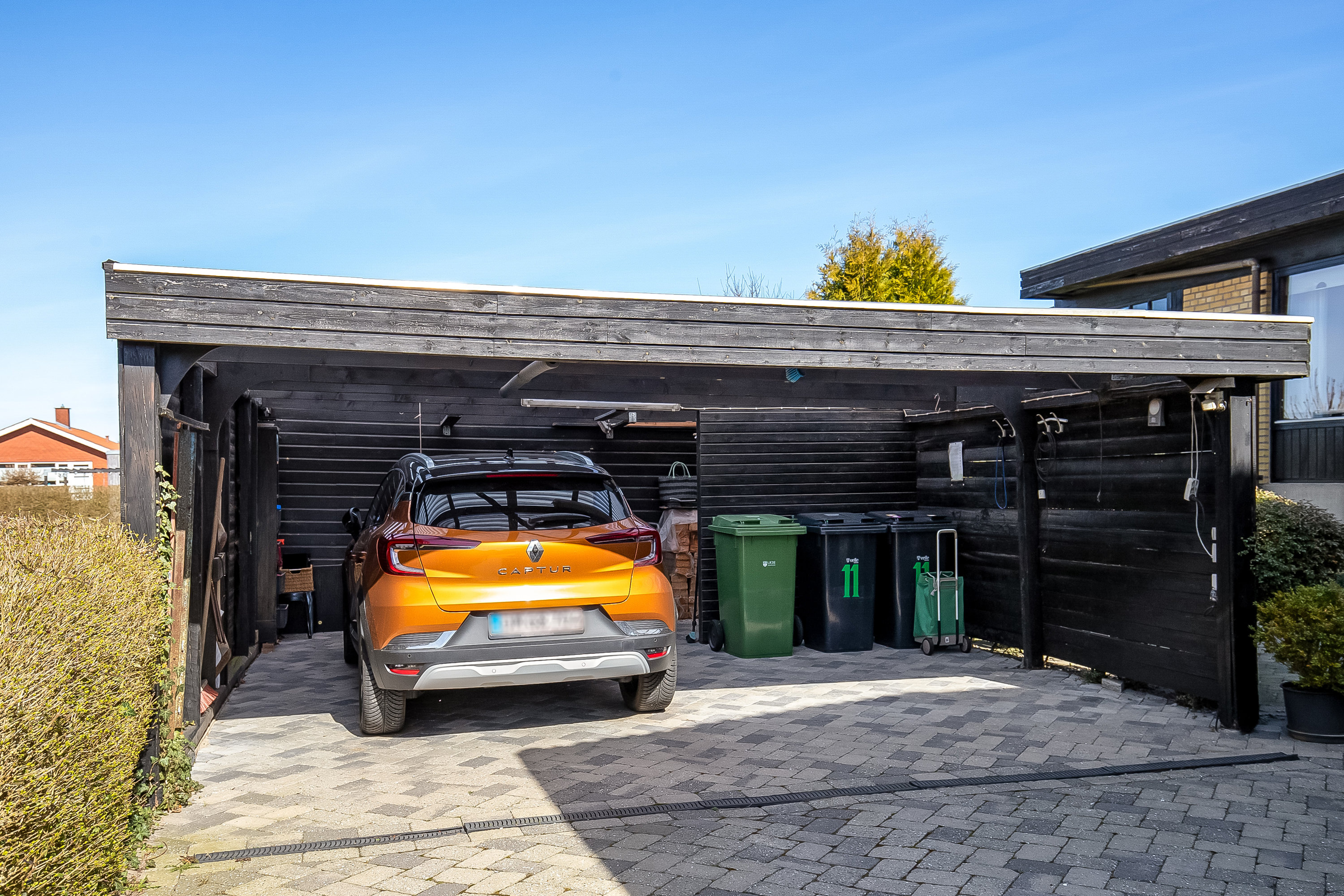 Fremhævet carport billede i fuldskærmstilstand. Billede af Mølholm Landevej 11, Mølholm, 7100 Vejle