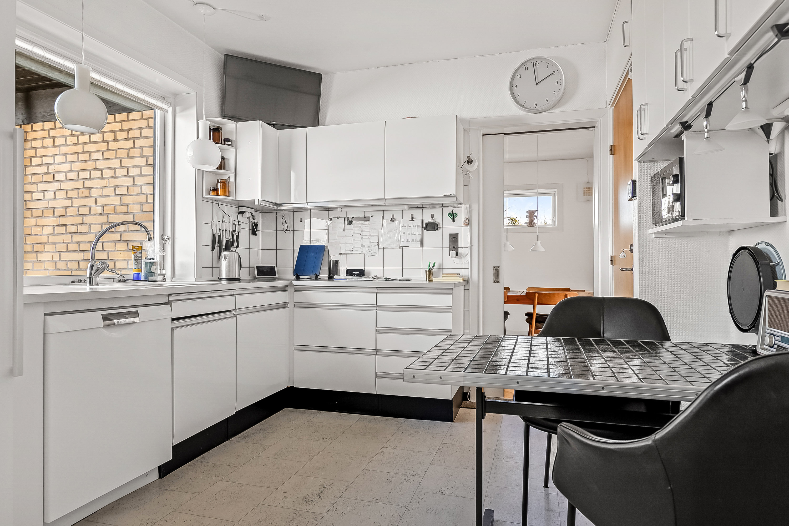 Fremhævet køkken billede i fuldskærmstilstand. Billede af Mølholm Landevej 11, Mølholm, 7100 Vejle