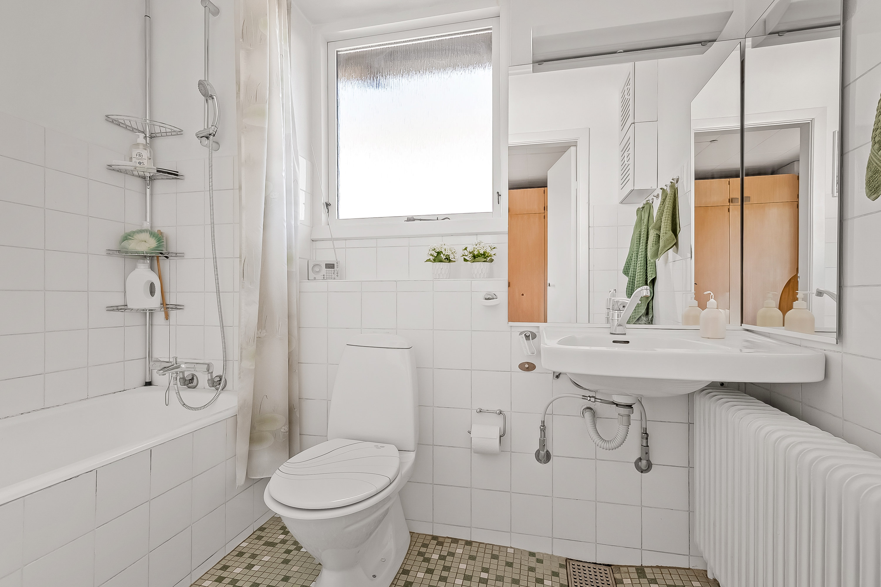 Fremhævet badeværelse billede i fuldskærmstilstand. Billede af Mølholm Landevej 11, Mølholm, 7100 Vejle