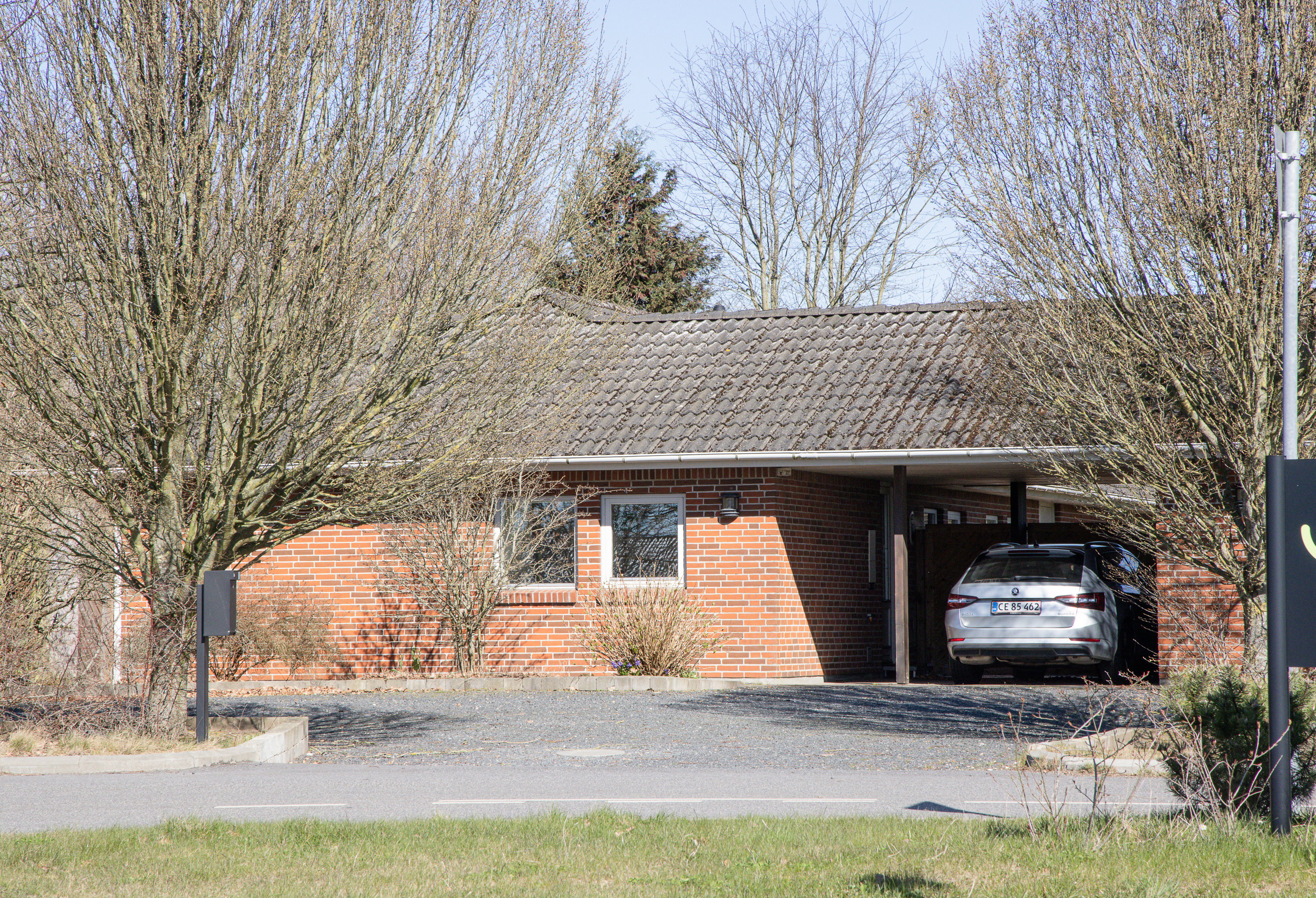 Fremhævet carport billede i fuldskærmstilstand. Billede af Thorupgårdsvej 20A, Voel, 8600 Silkeborg