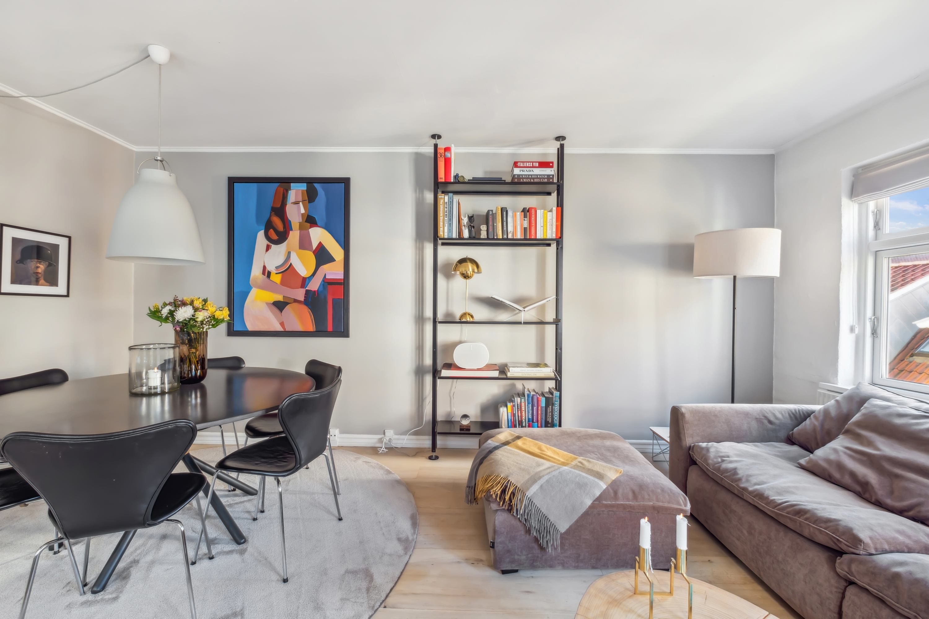 Fremhævet stue billede i fuldskærmstilstand. Billede af Søndergade 18, 1. tv., 9000 Aalborg