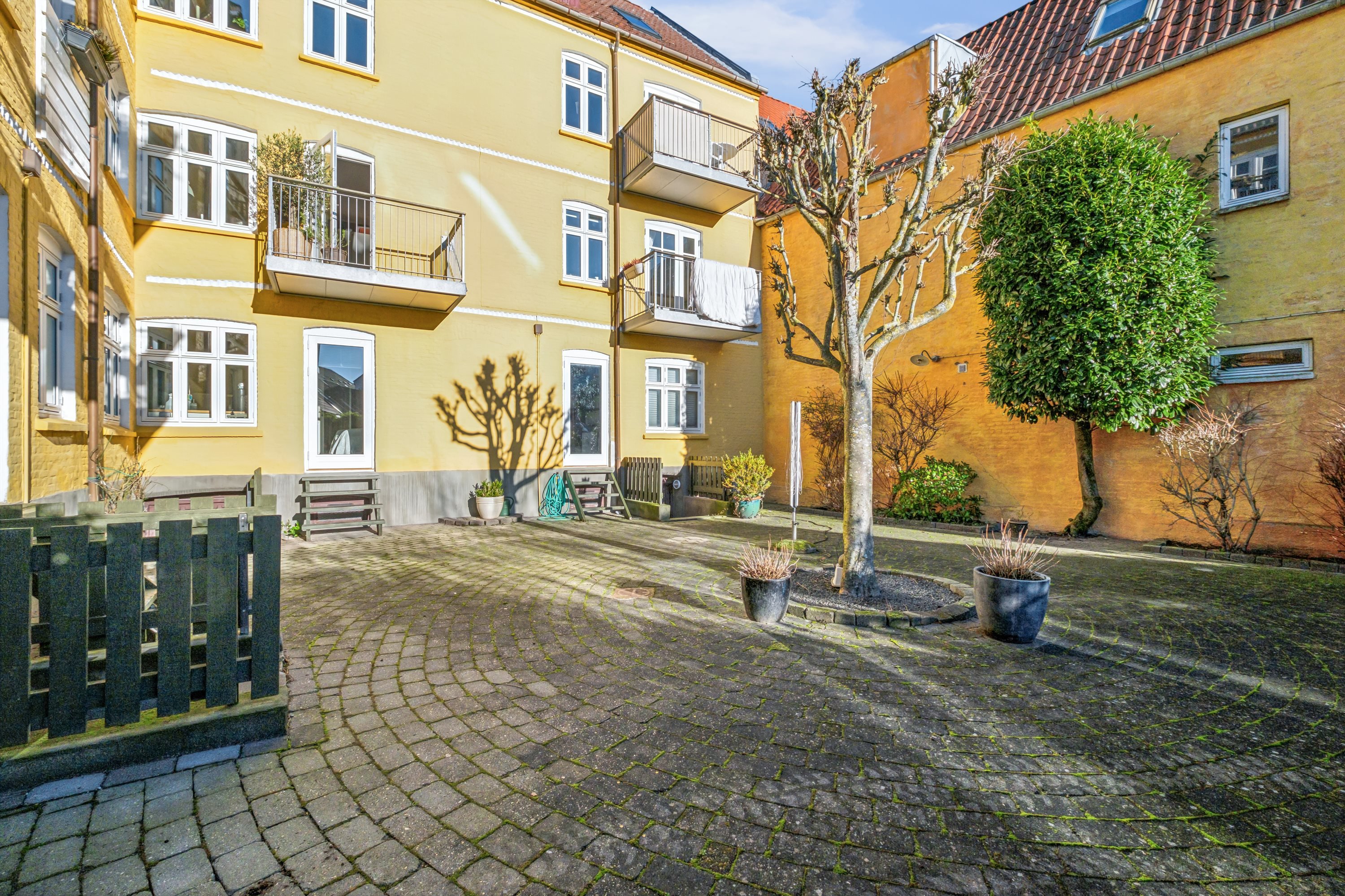 Fremhævet ejendommen billede i fuldskærmstilstand. Billede af Søndergade 18, 1. tv., 9000 Aalborg