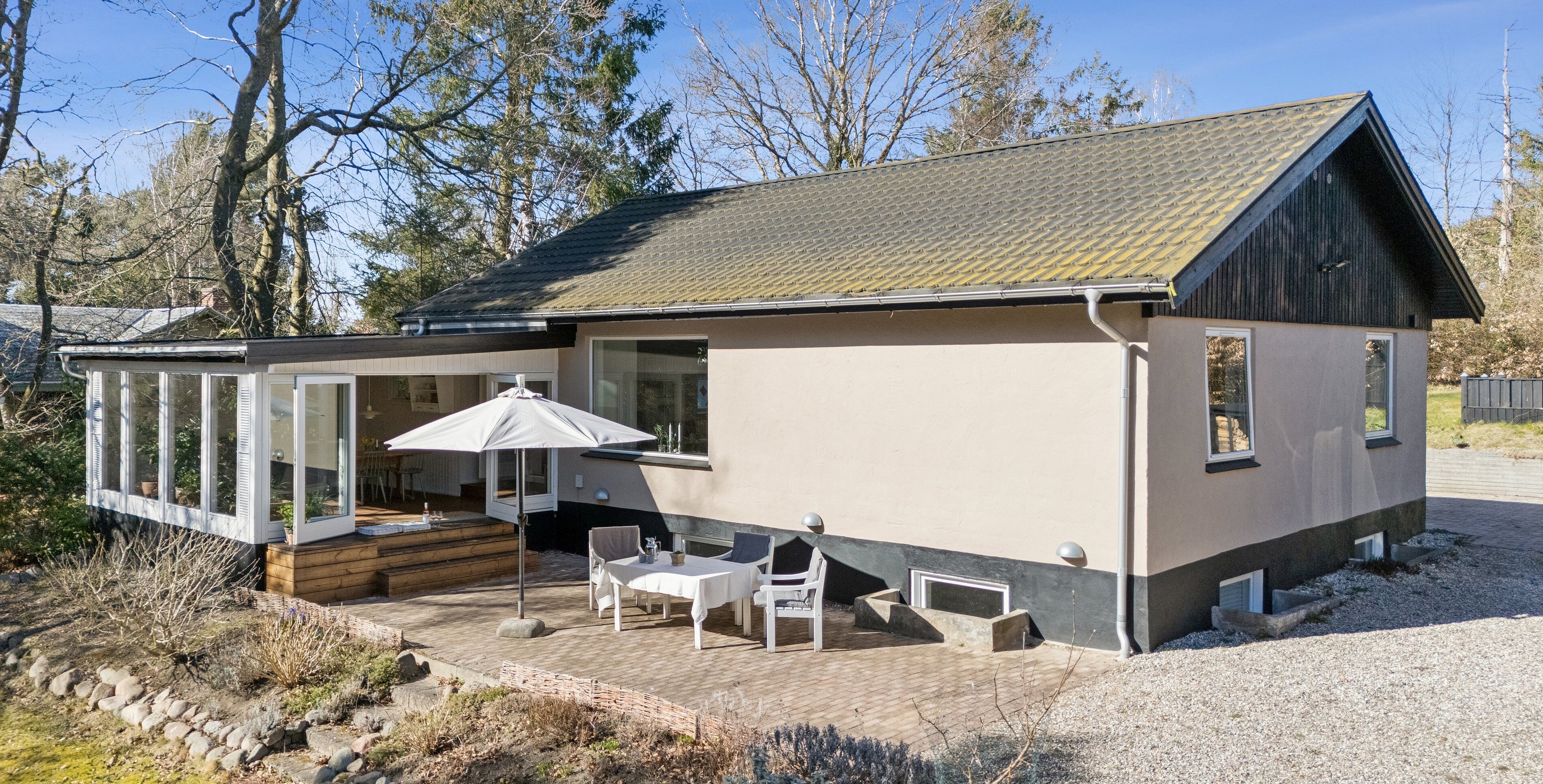 Fremhævet set fra vejen billede i fuldskærmstilstand. Billede af Hjortebjergvej 9, 3300 Frederiksværk