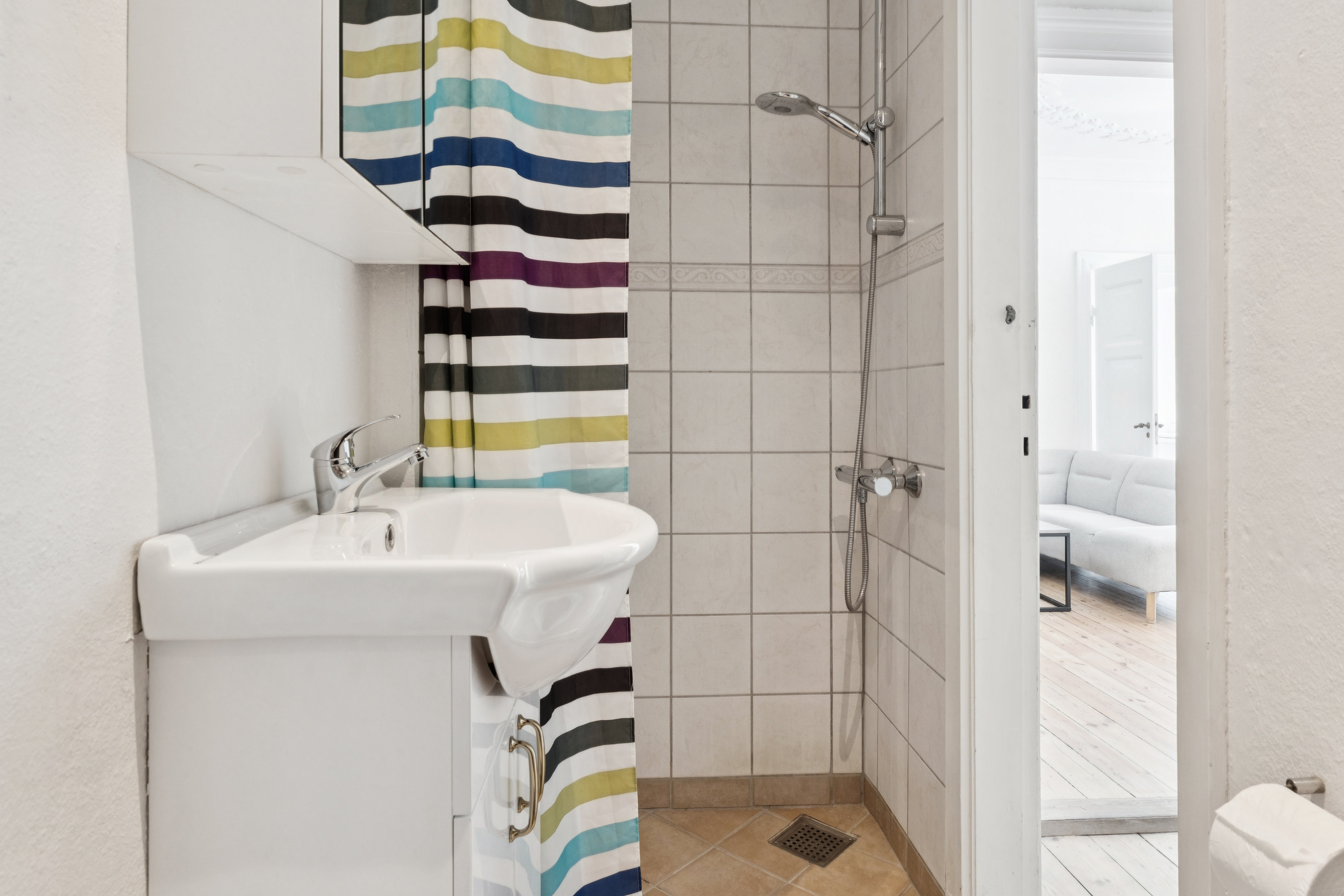 Fremhævet badeværelse billede i fuldskærmstilstand. Billede af Prinsensgade 27, 2. th., 9000 Aalborg