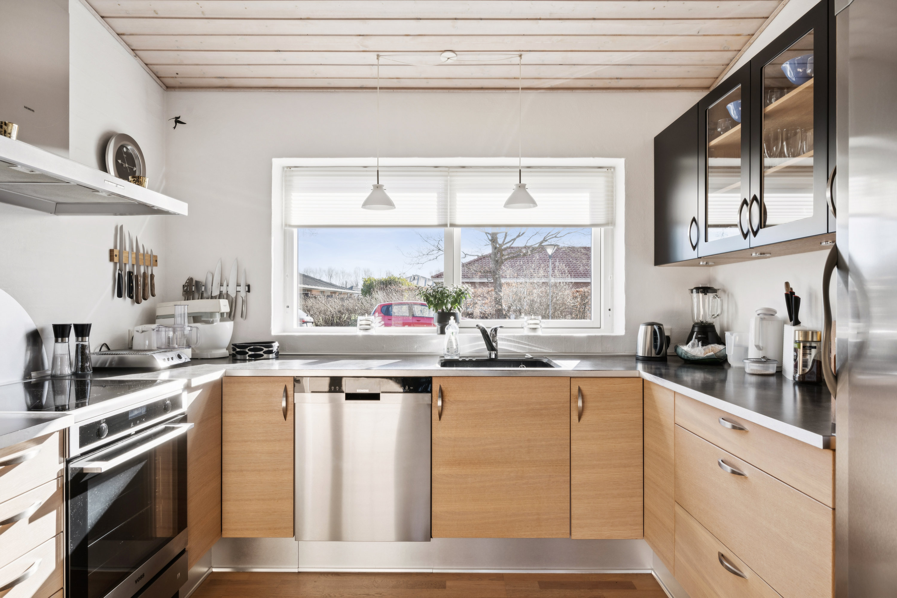 Fremhævet køkken billede i fuldskærmstilstand. Billede af Østergårdsvej 3, Vivild, 8961 Allingåbro