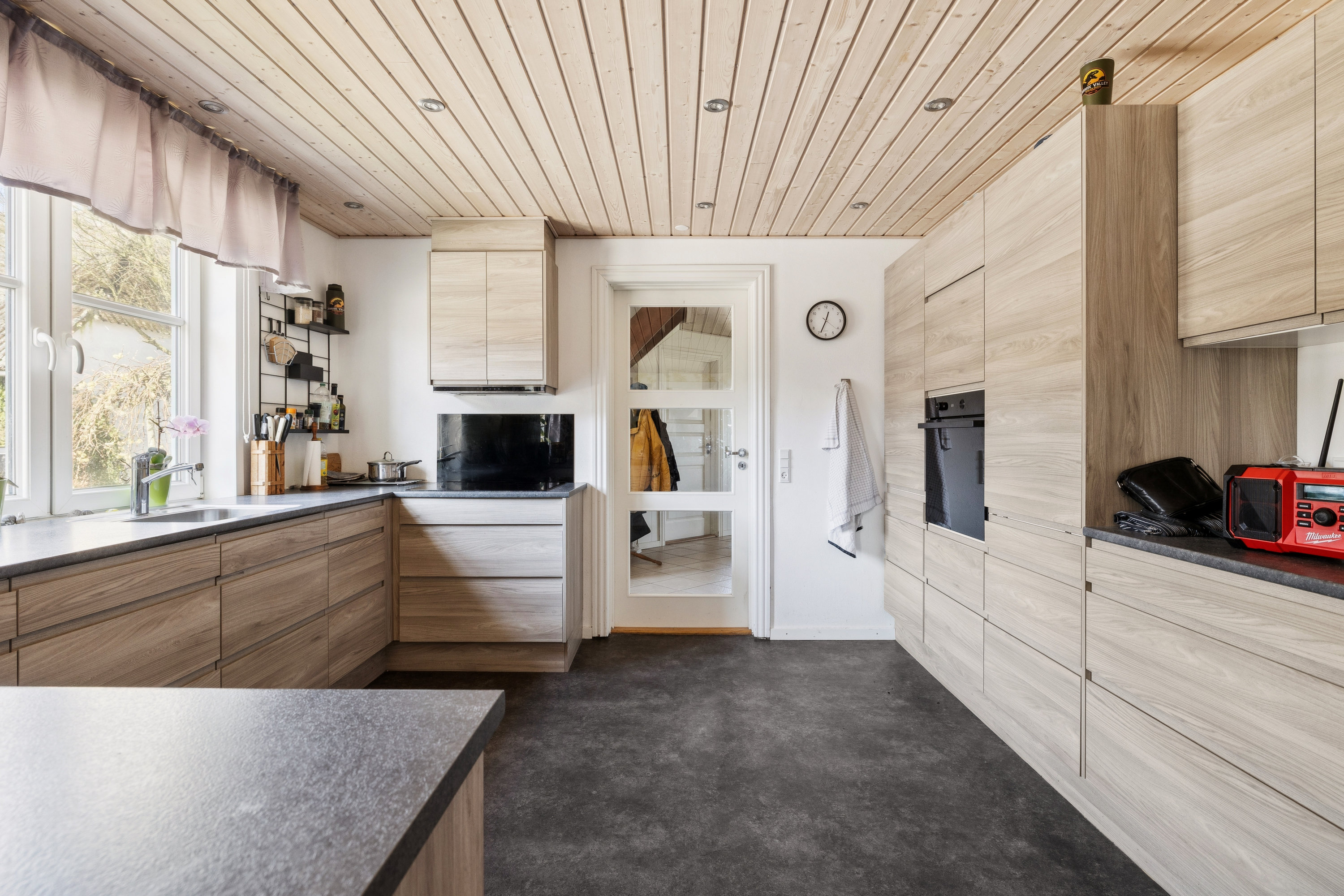 Fremhævet køkken billede i fuldskærmstilstand. Billede af Stenstrupvej 3, Fragdrup, 9500 Hobro