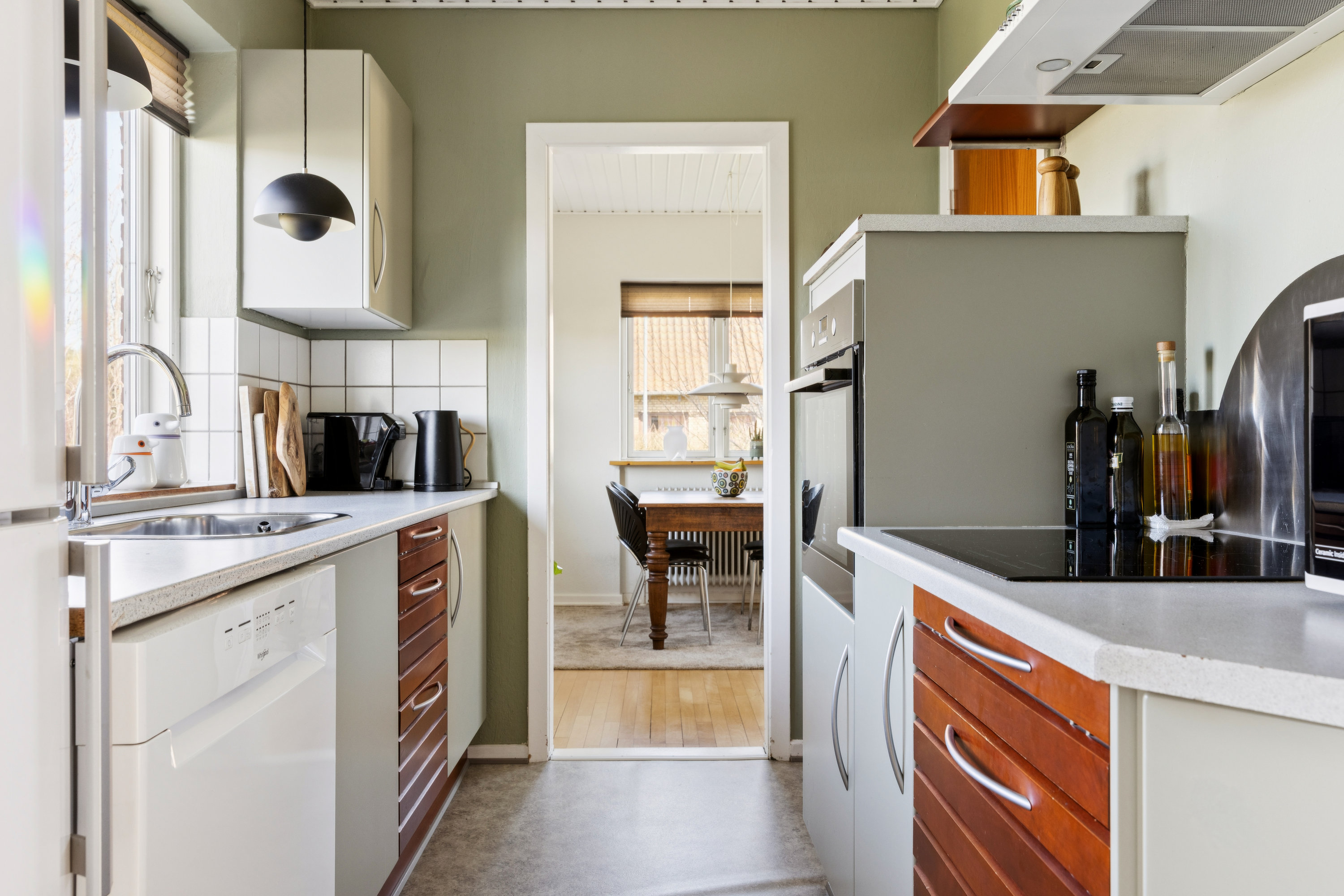 Fremhævet køkken billede i fuldskærmstilstand. Billede af Teglværksvej 14, 5620 Glamsbjerg