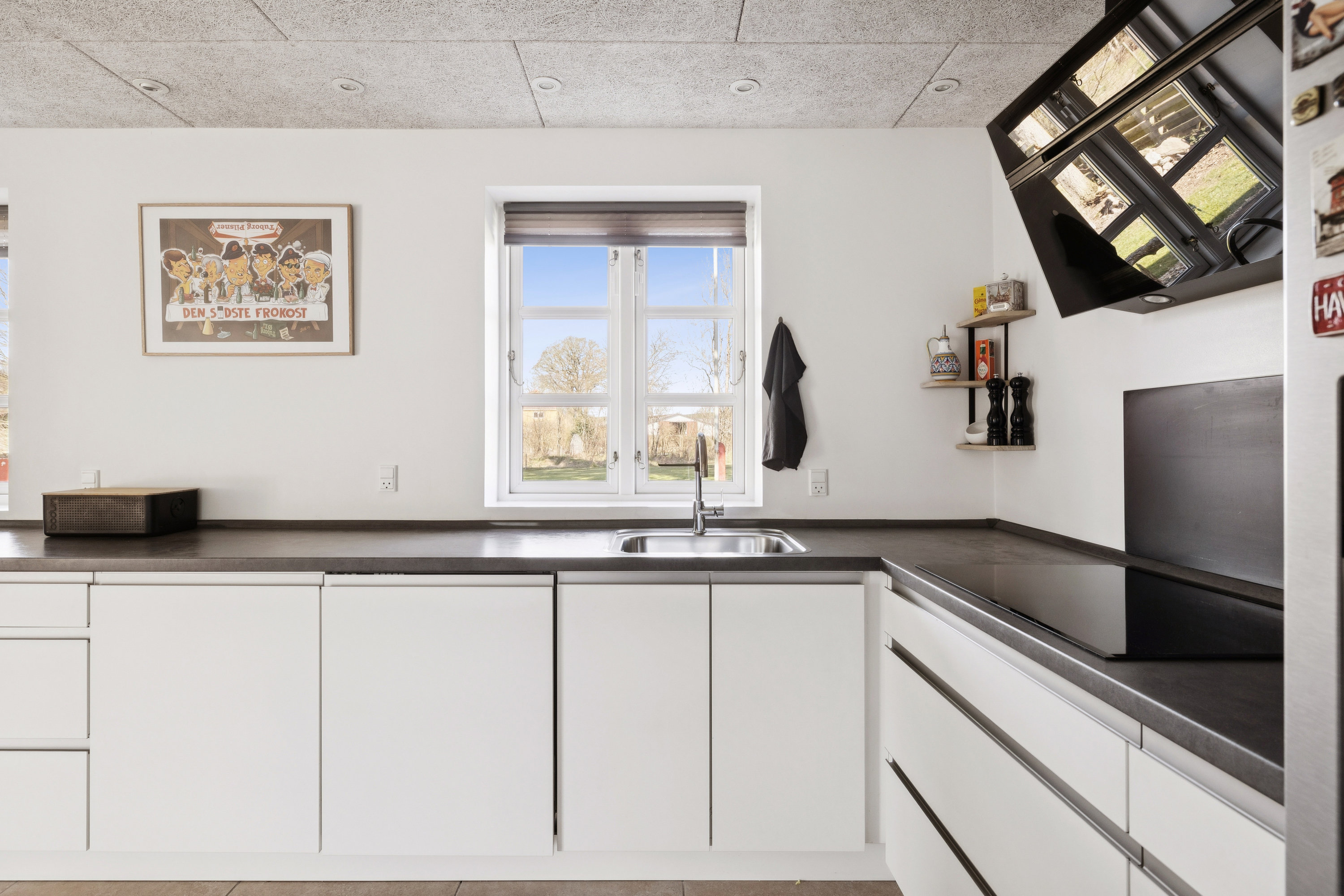 Fremhævet køkken billede i fuldskærmstilstand. Billede af Banevolden 1, Handest, 8990 Fårup