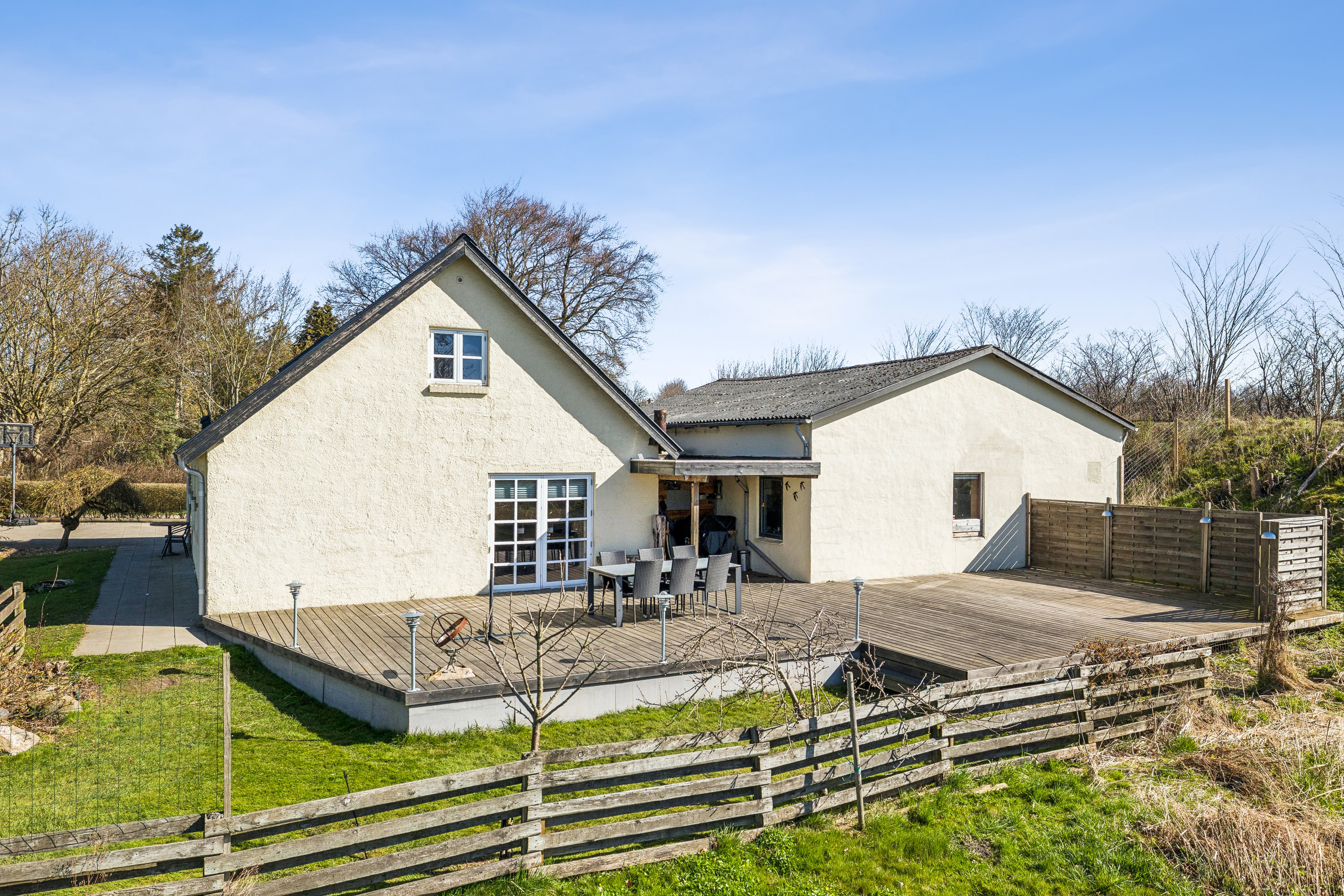 Fremhævet terrasse billede i fuldskærmstilstand. Billede af Banevolden 1, Handest, 8990 Fårup