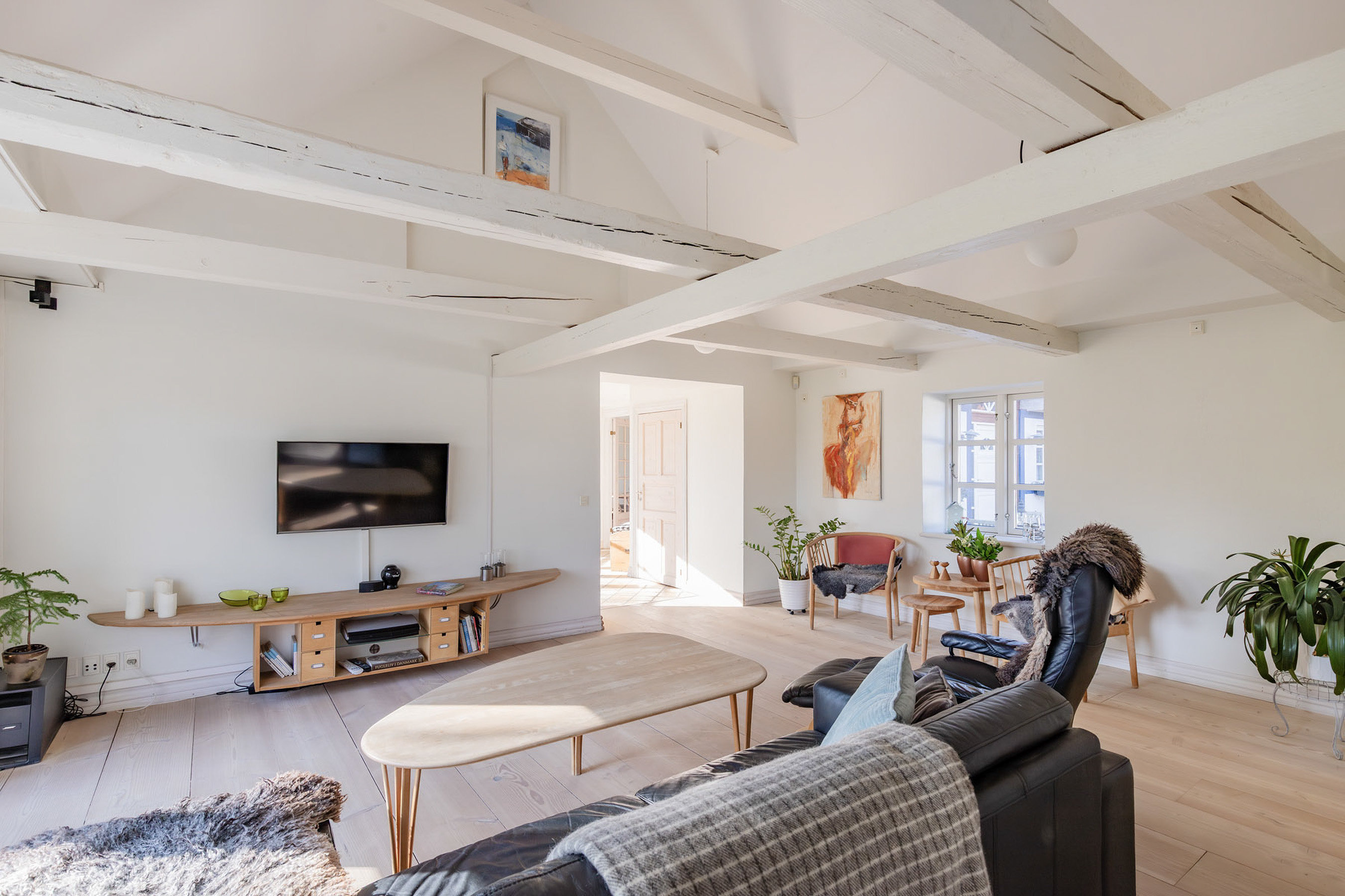 Fremhævet stue billede i fuldskærmstilstand. Billede af Søbo 13, Bildsø, 4200 Slagelse