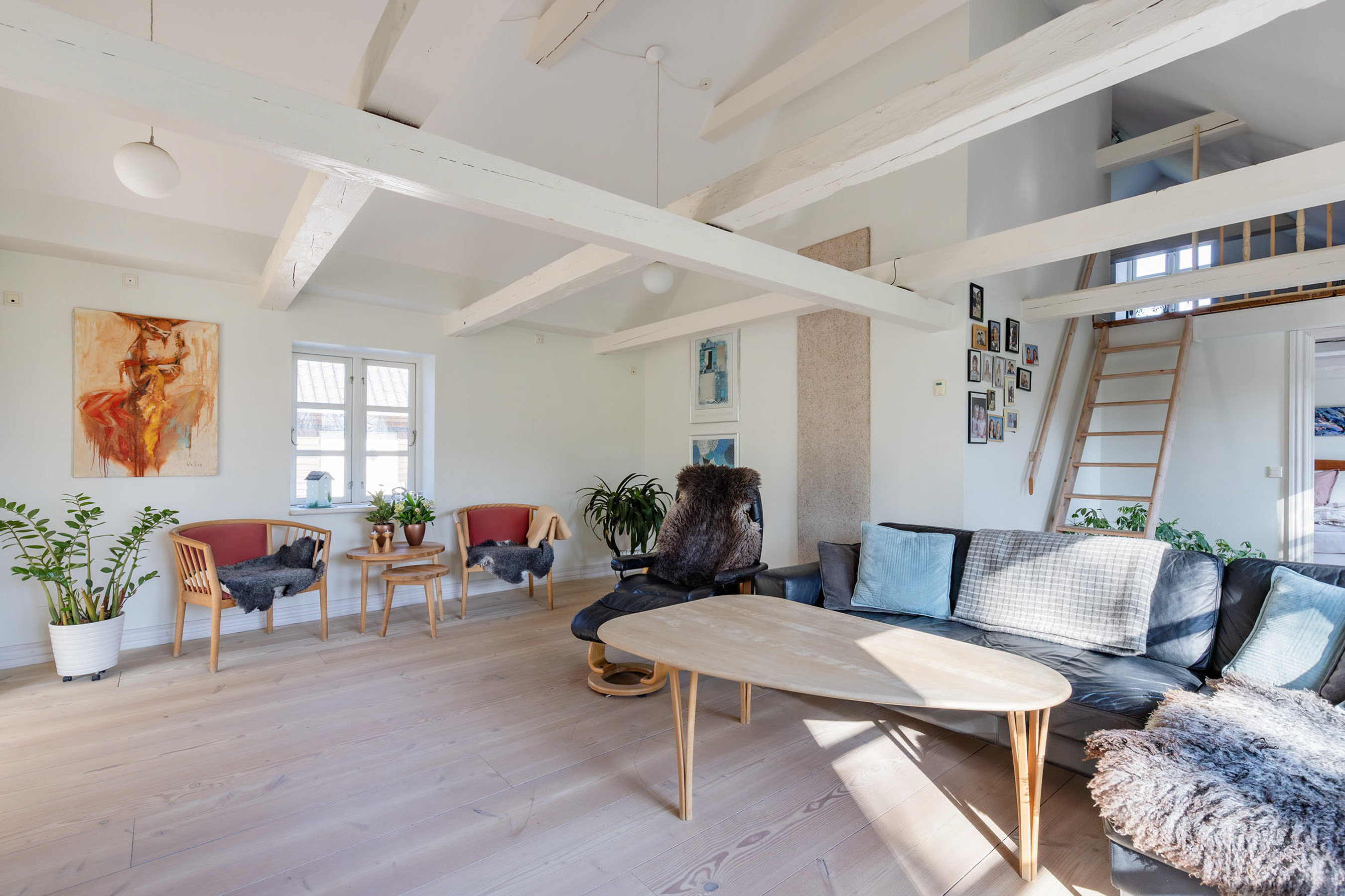 Fremhævet stue billede i fuldskærmstilstand. Billede af Søbo 13, Bildsø, 4200 Slagelse