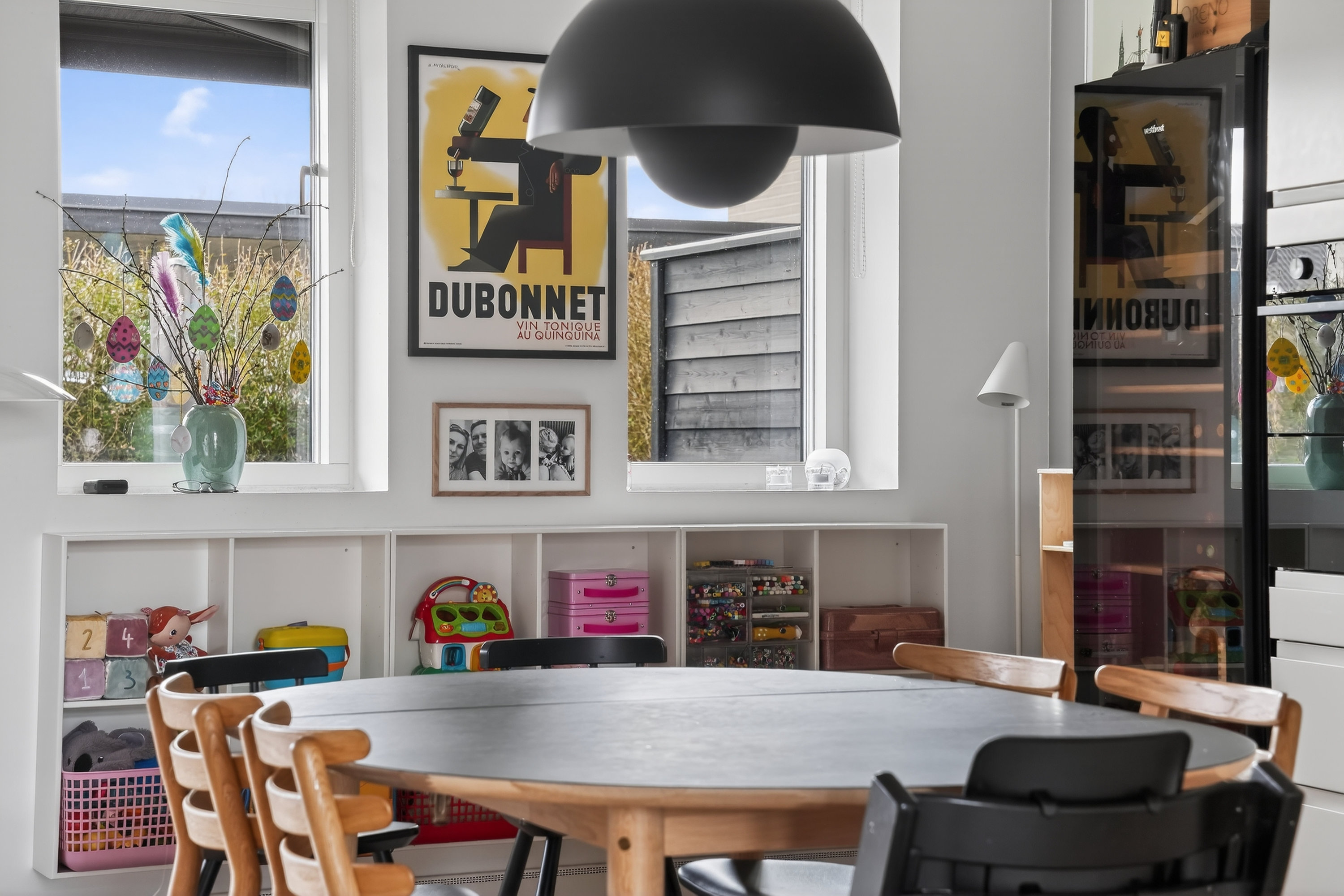 Fremhævet spisestue billede i fuldskærmstilstand. Billede af Skibsager 171, Karlstrup, 2680 Solrød Strand