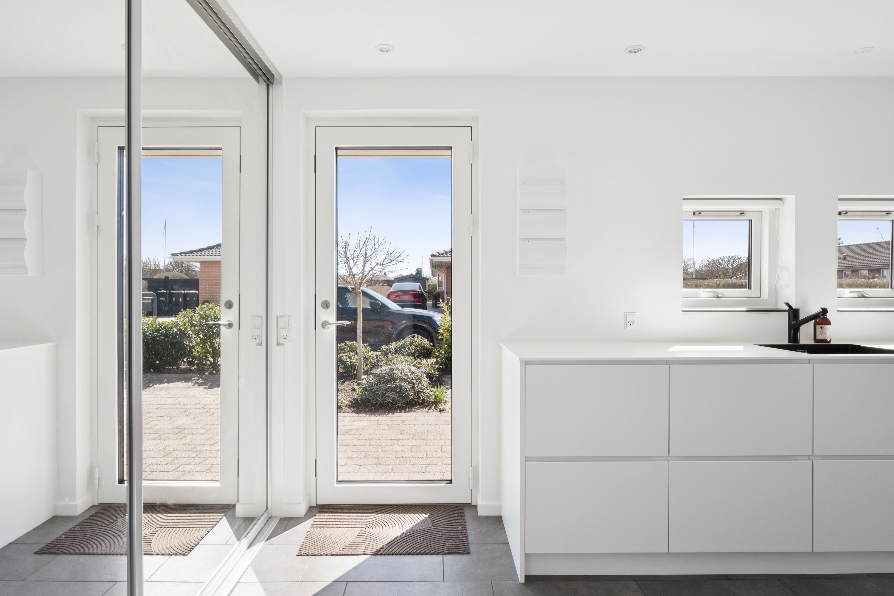 Fremhævet køkken billede i fuldskærmstilstand. Billede af Søndermarken 99, Søften, 8382 Hinnerup