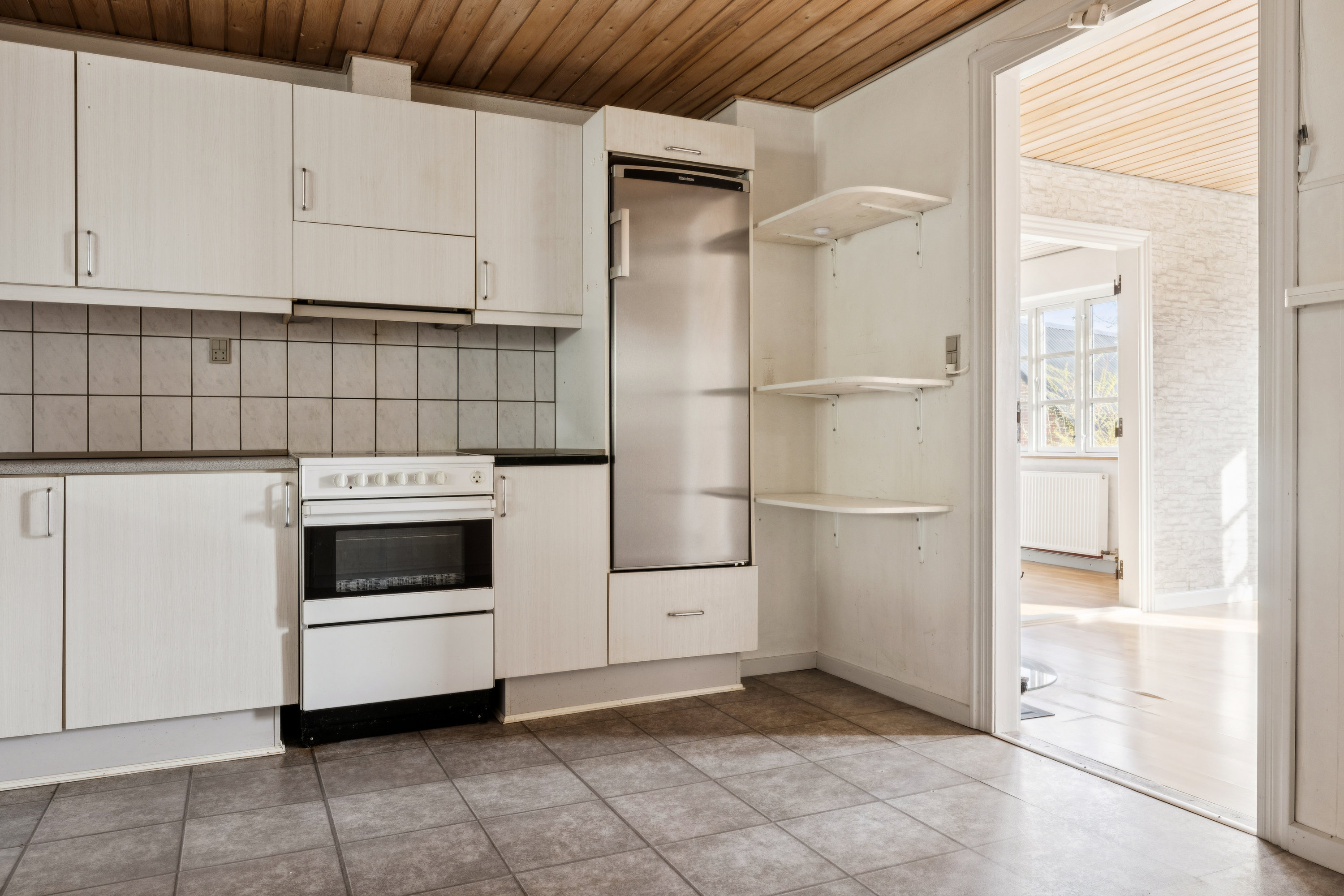 Fremhævet køkken billede i fuldskærmstilstand. Billede af Skalbjergvej 2, Bred, 5492 Vissenbjerg