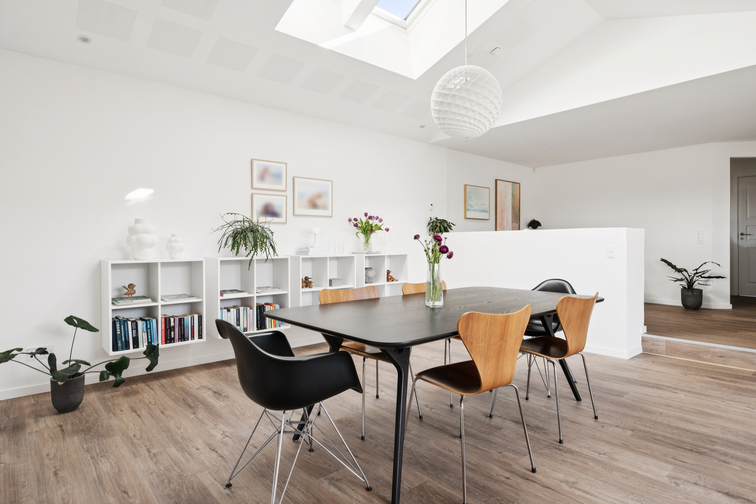 Fremhævet alrum billede i fuldskærmstilstand. Billede af Søndermarken 99, Søften, 8382 Hinnerup