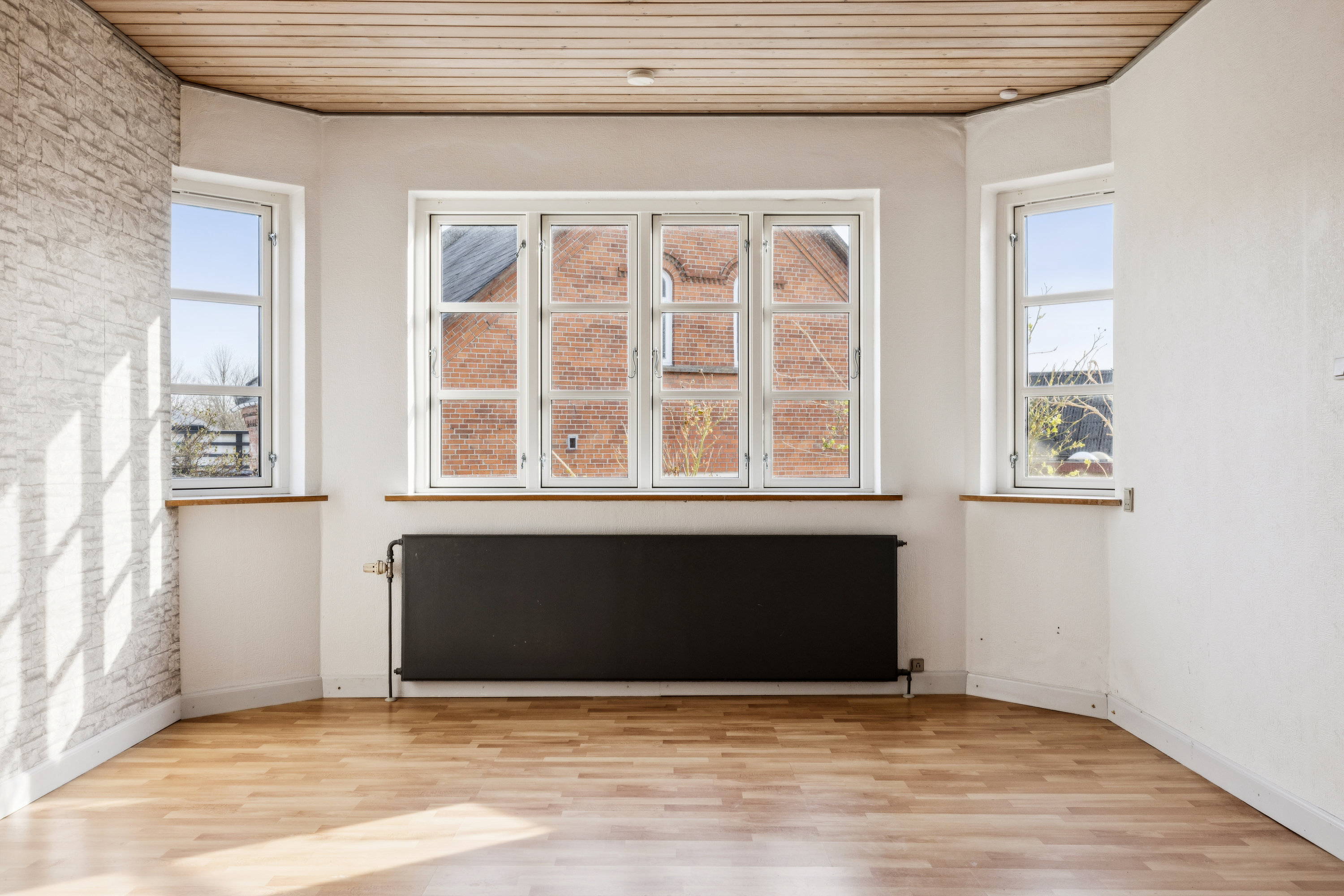 Fremhævet stue billede i fuldskærmstilstand. Billede af Skalbjergvej 2, Bred, 5492 Vissenbjerg