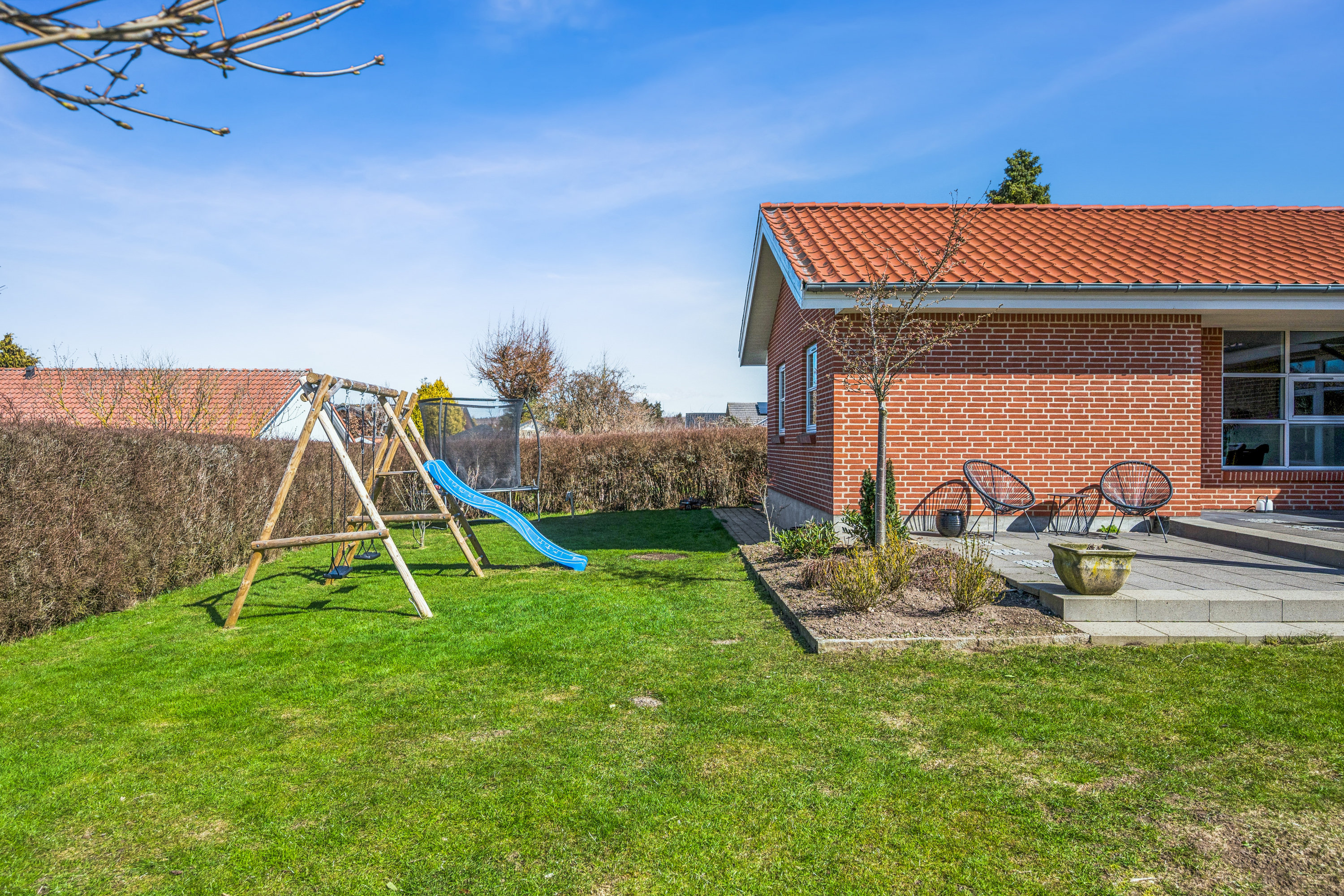 Fremhævet andet billede i fuldskærmstilstand. Billede af Søndermarken 99, Søften, 8382 Hinnerup