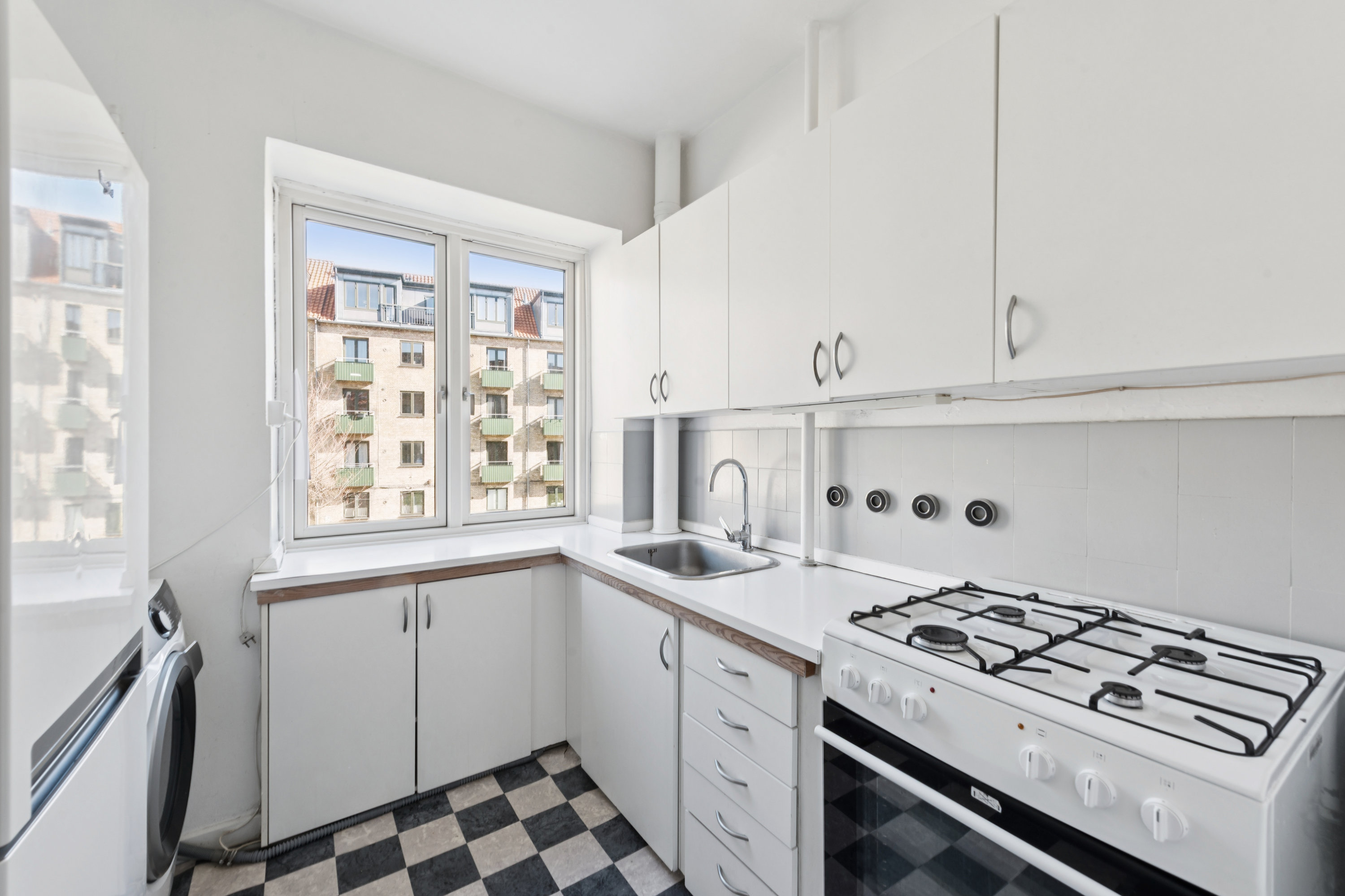 Fremhævet køkken billede i fuldskærmstilstand. Billede af Nordfeldvej 22, 1. tv., 2700 Brønshøj