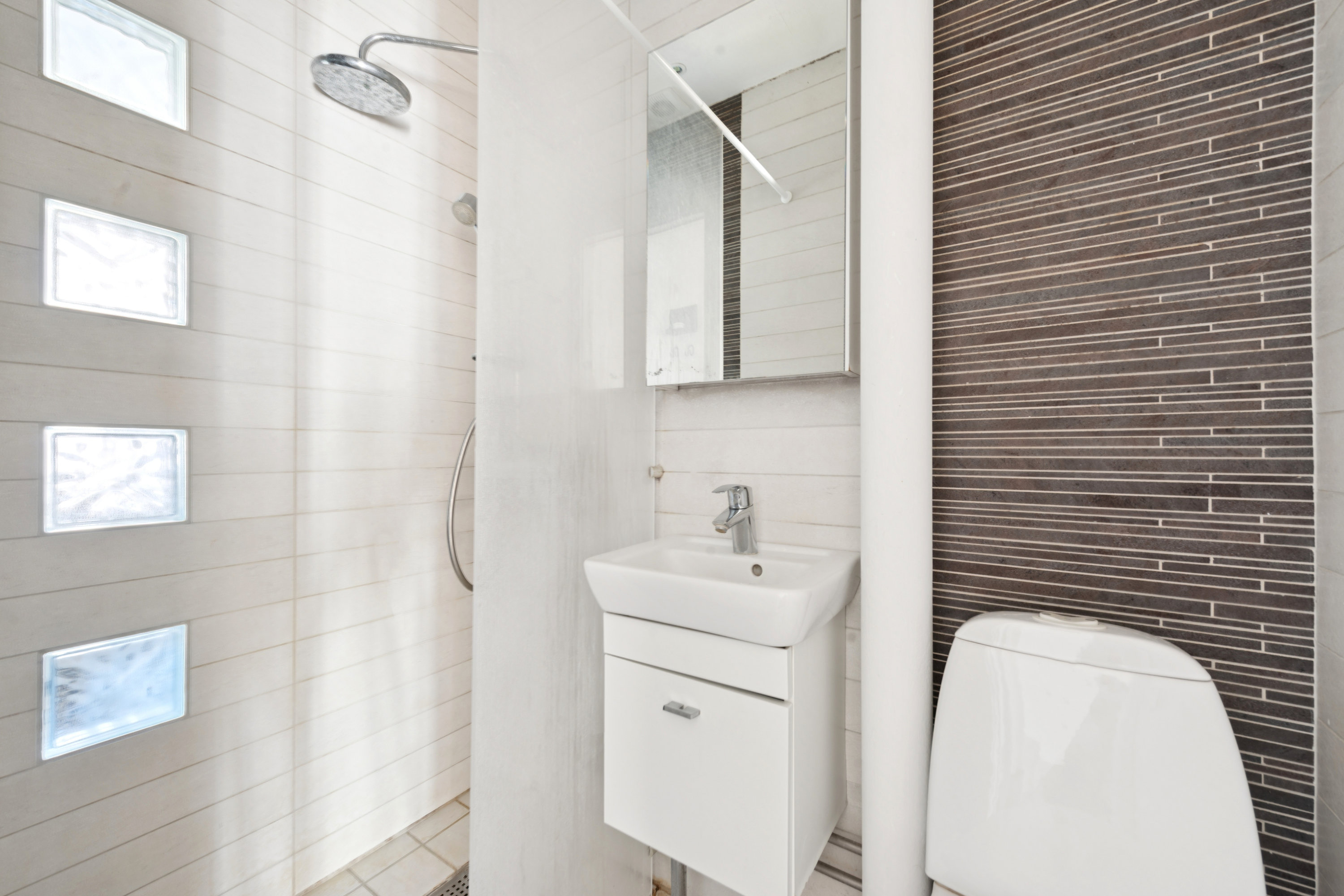 Fremhævet badeværelse billede i fuldskærmstilstand. Billede af Nordfeldvej 22, 1. tv., 2700 Brønshøj