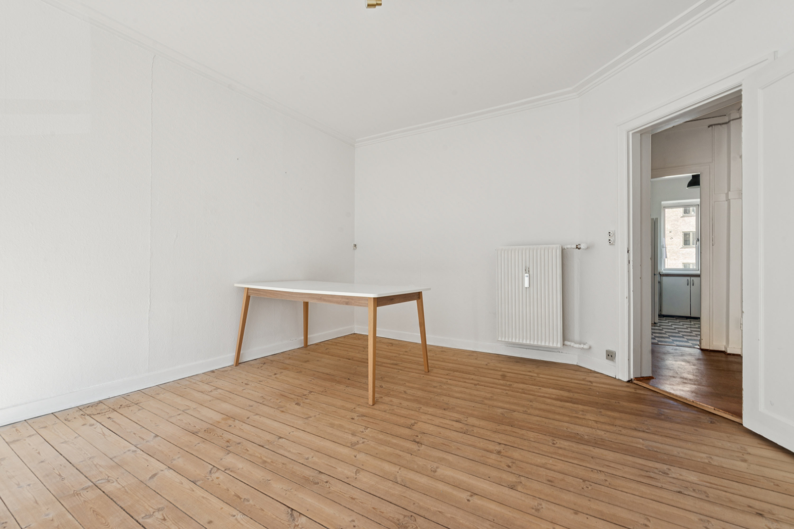 Fremhævet stue billede i fuldskærmstilstand. Billede af Nordfeldvej 22, 1. tv., 2700 Brønshøj