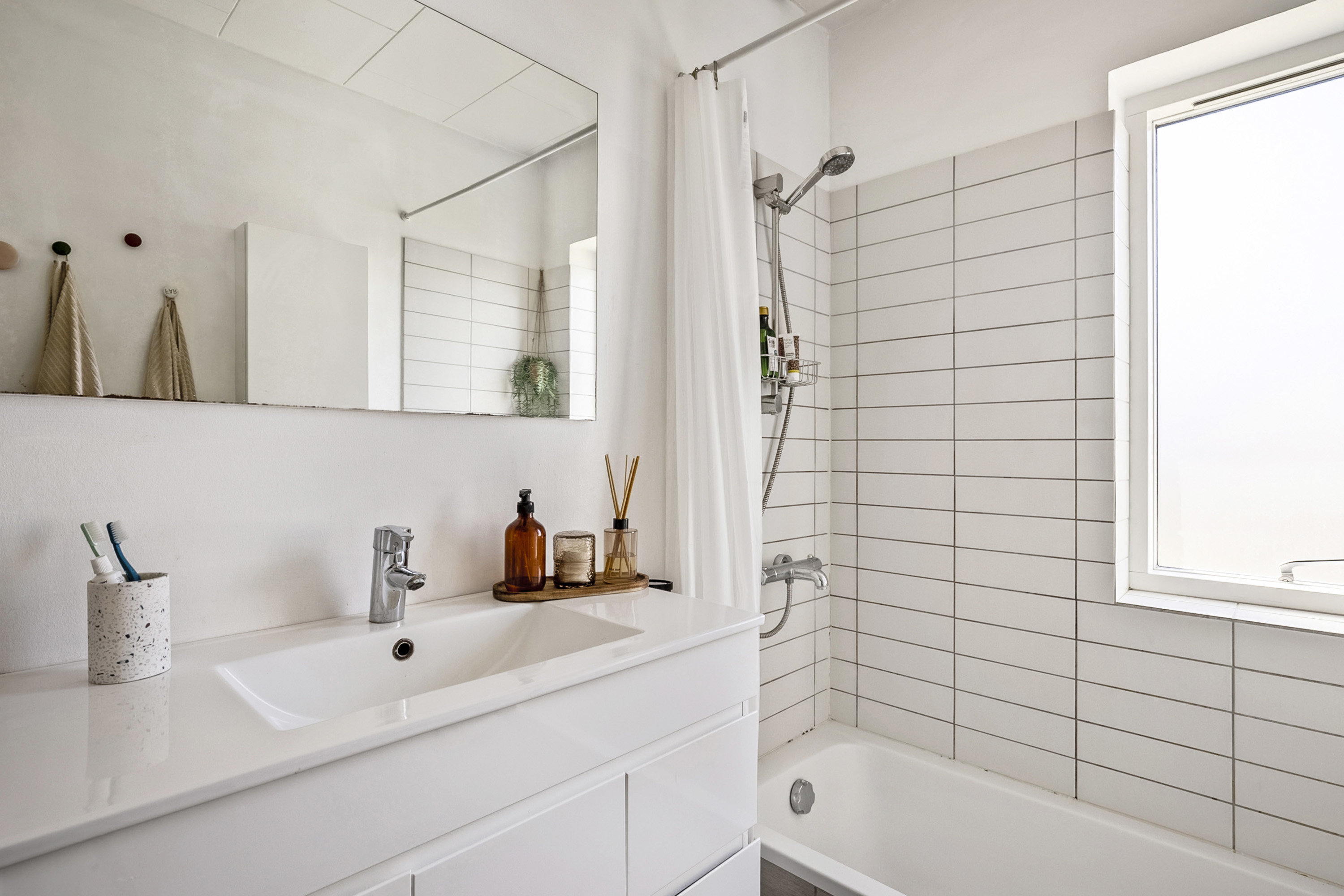 Fremhævet badeværelse billede i fuldskærmstilstand. Billede af Holkebjergvej 3, Sanderum, 5250 Odense SV