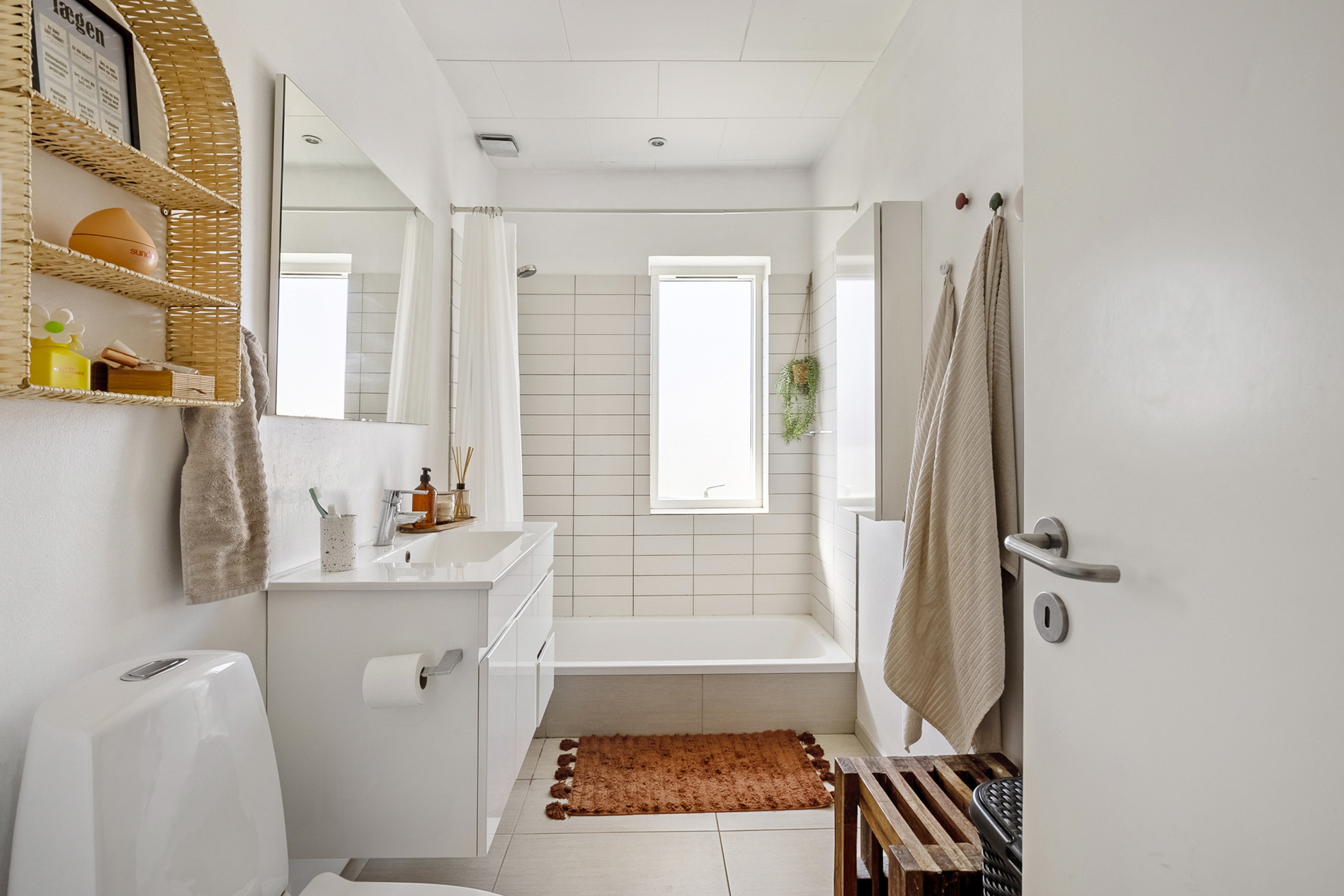 Fremhævet badeværelse billede i fuldskærmstilstand. Billede af Holkebjergvej 3, Sanderum, 5250 Odense SV