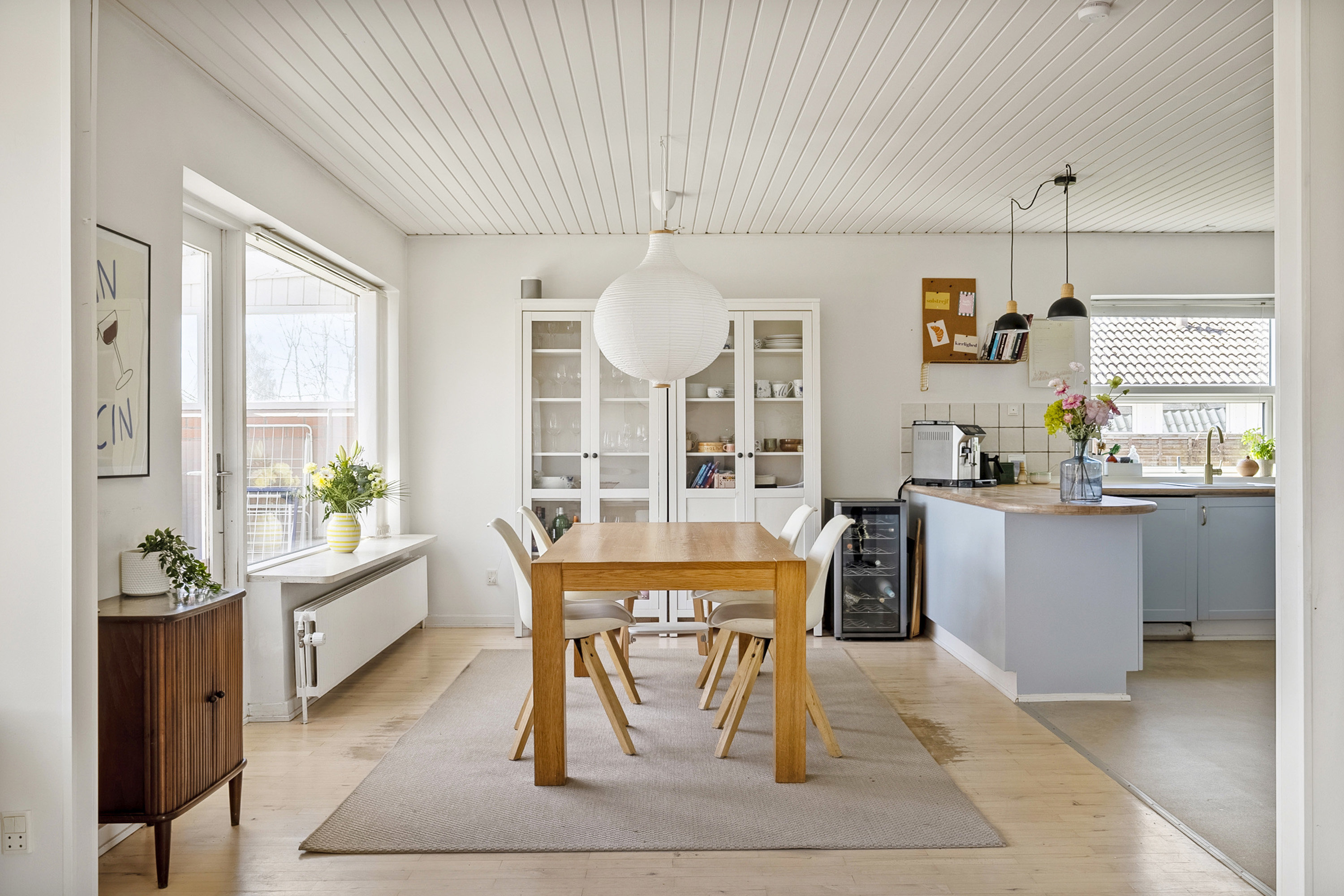 Fremhævet spisestue billede i fuldskærmstilstand. Billede af Holkebjergvej 3, Sanderum, 5250 Odense SV