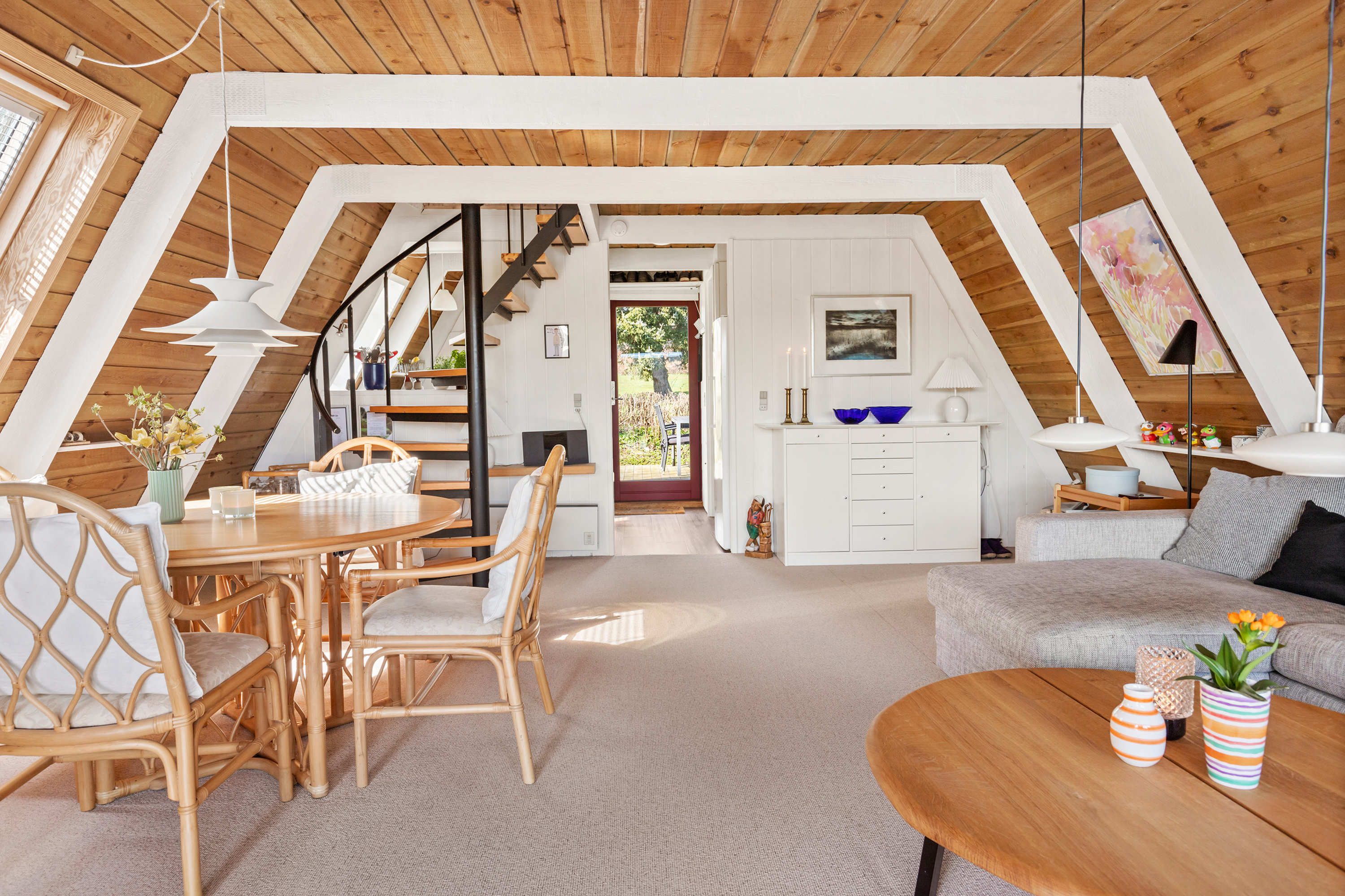 Fremhævet stue billede i fuldskærmstilstand. Billede af Golfsvinget 127, Gatten, 9640 Farsø