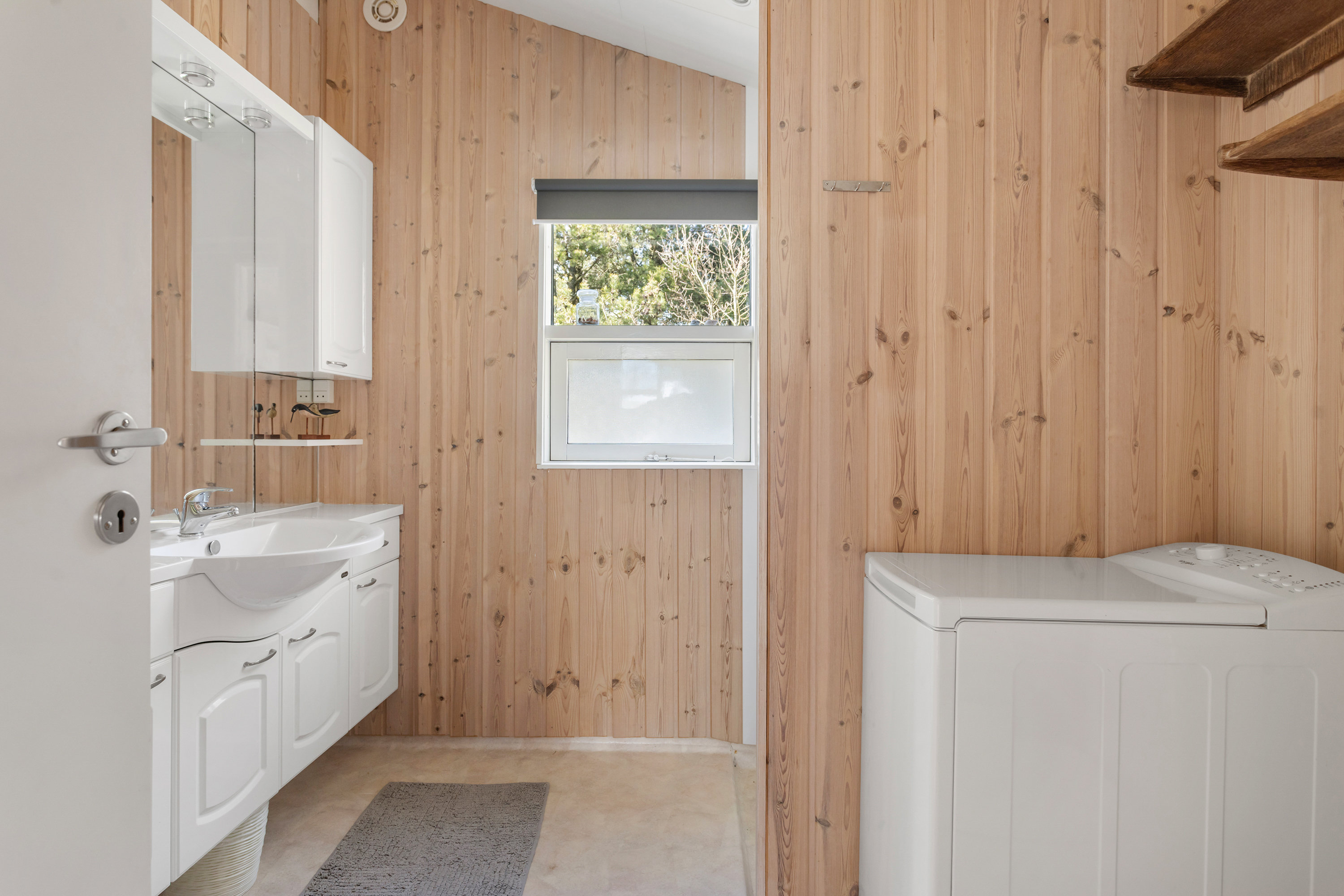 Fremhævet badeværelse billede i fuldskærmstilstand. Billede af Bugten 48, Bratten, 9981 Jerup