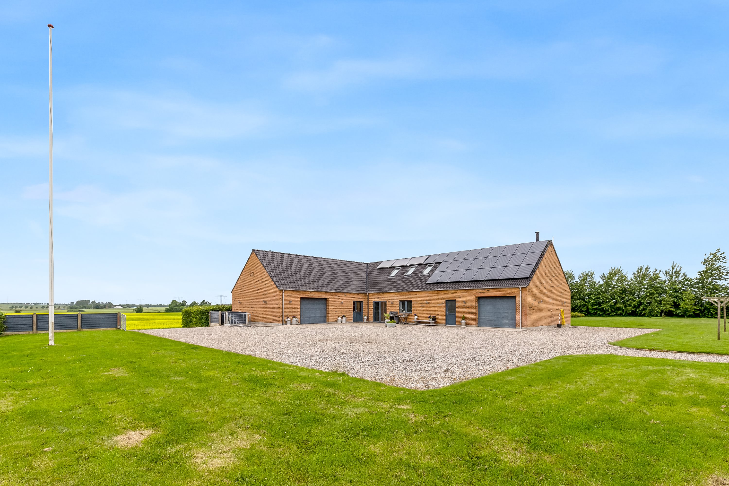 Fremhævet ejendommen billede i fuldskærmstilstand. Billede af Kyllinghusvej 1, Sdr Hvam, 7500 Holstebro