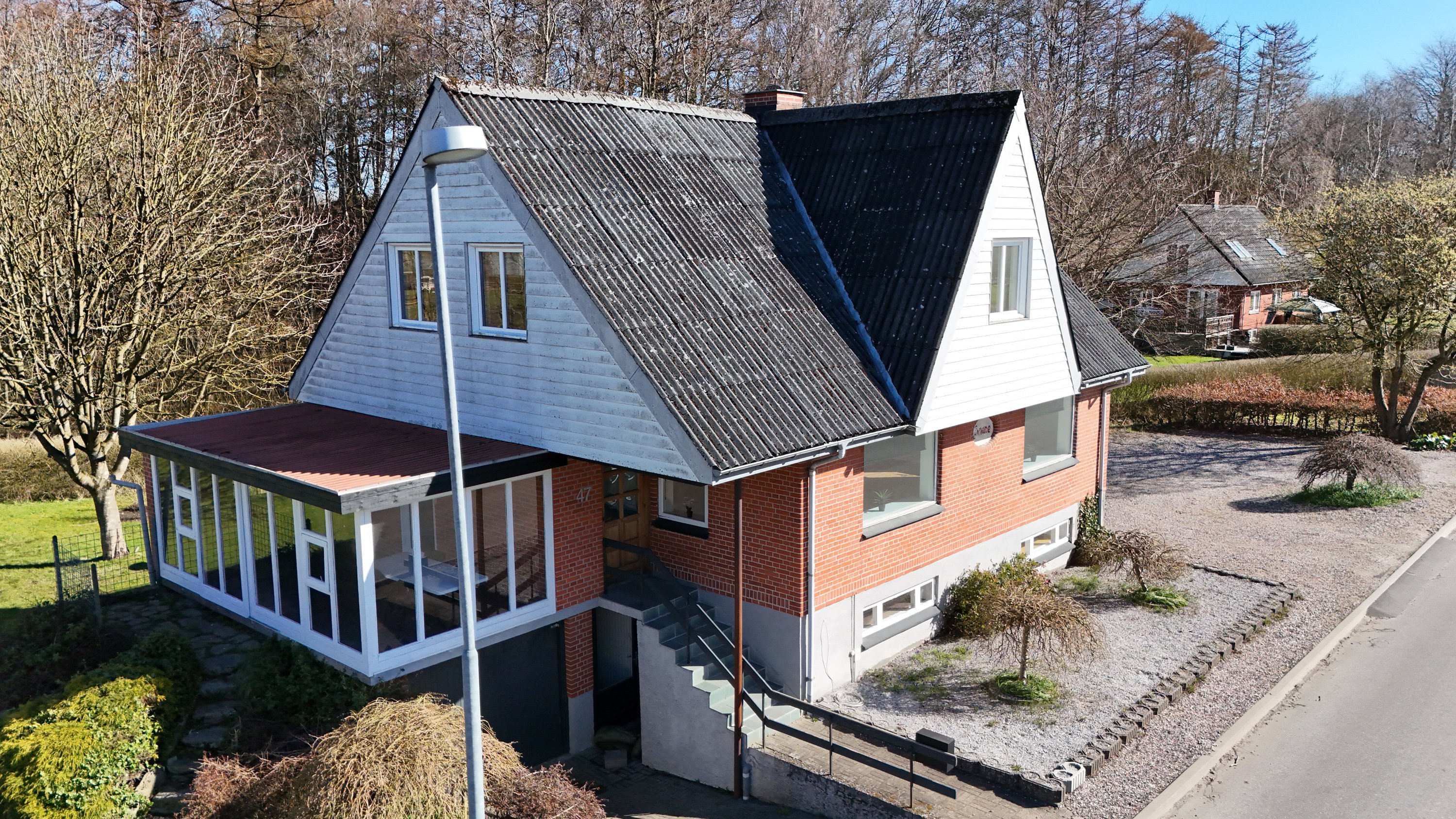 Fremhævet drone billede i fuldskærmstilstand. Billede af Snæbumvej 47, Snæbum, 9500 Hobro