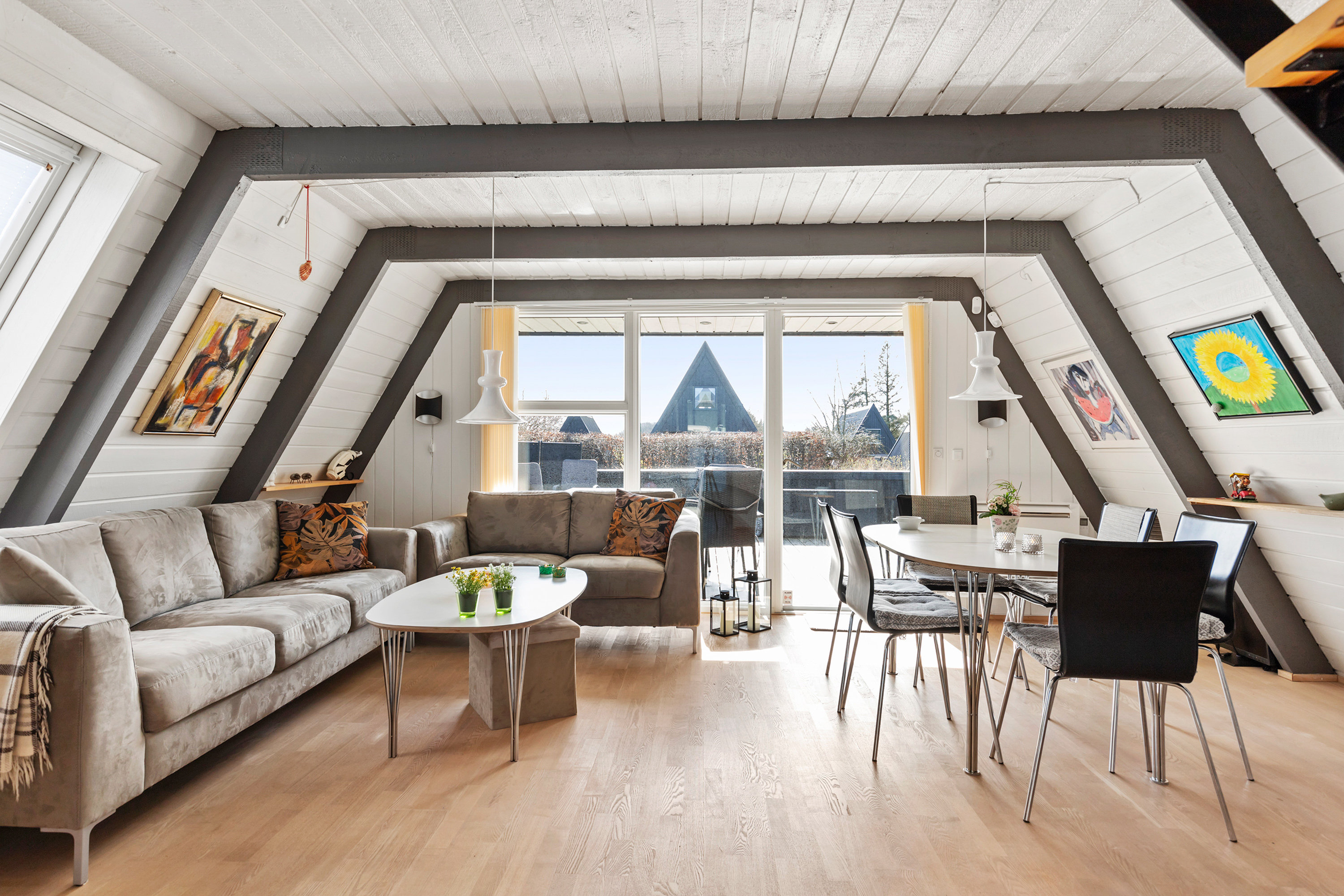 Fremhævet stue billede i fuldskærmstilstand. Billede af Golfsvinget 279, Gatten, 9640 Farsø