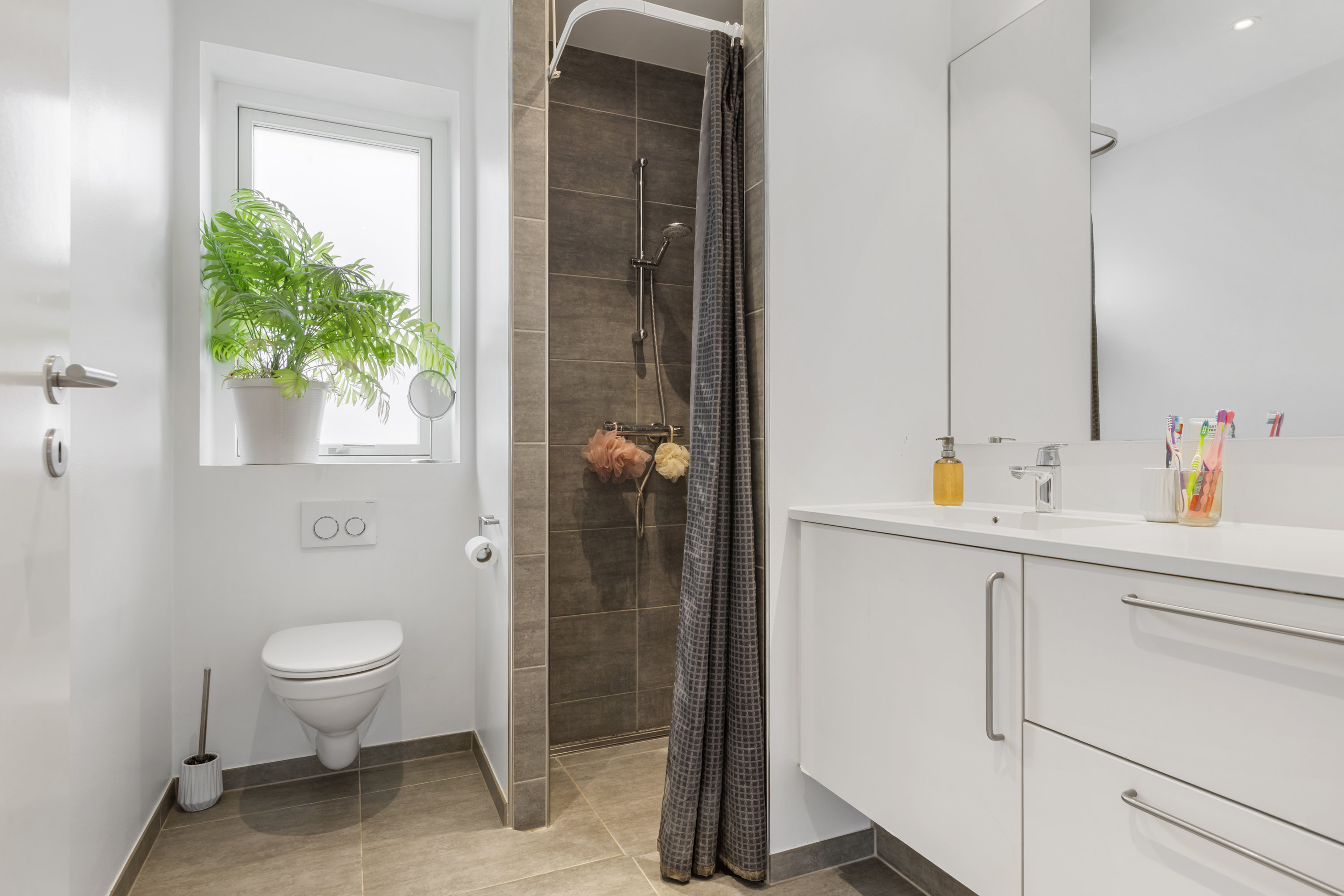 Fremhævet  billede i fuldskærmstilstand. Billede af Oliefabriksvej 258, 2770 Kastrup