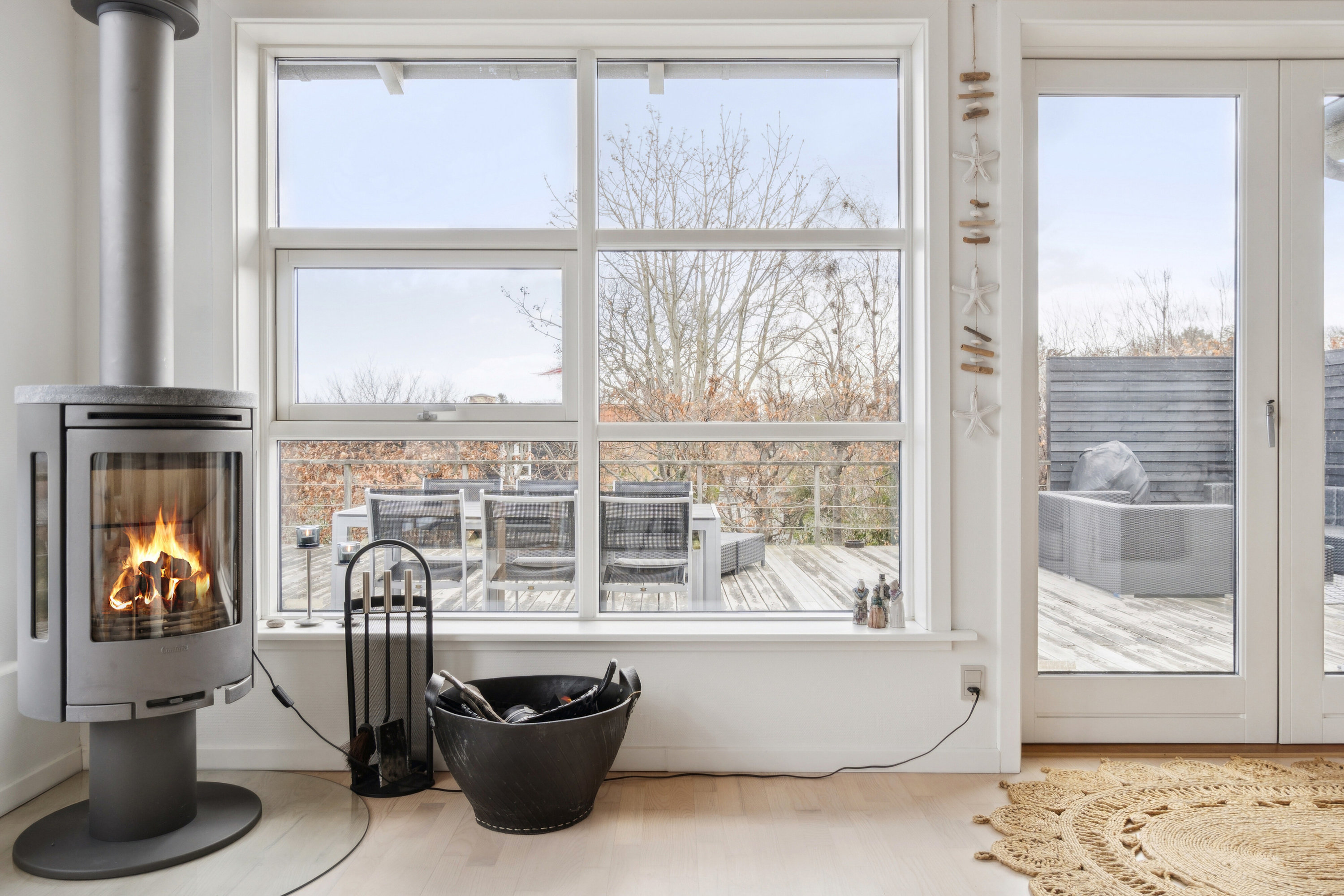 Fremhævet stue billede i fuldskærmstilstand. Billede af Lundegårdsvej 4, Sandkås, 3770 Allinge