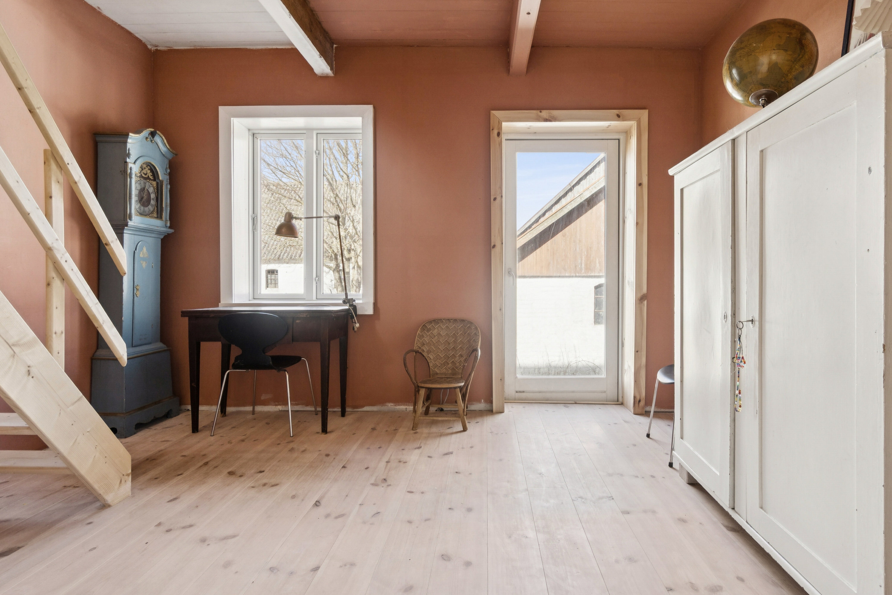 Fremhævet gang billede i fuldskærmstilstand. Billede af Flæskedalsvej 1, Østerlars, 3760 Gudhjem