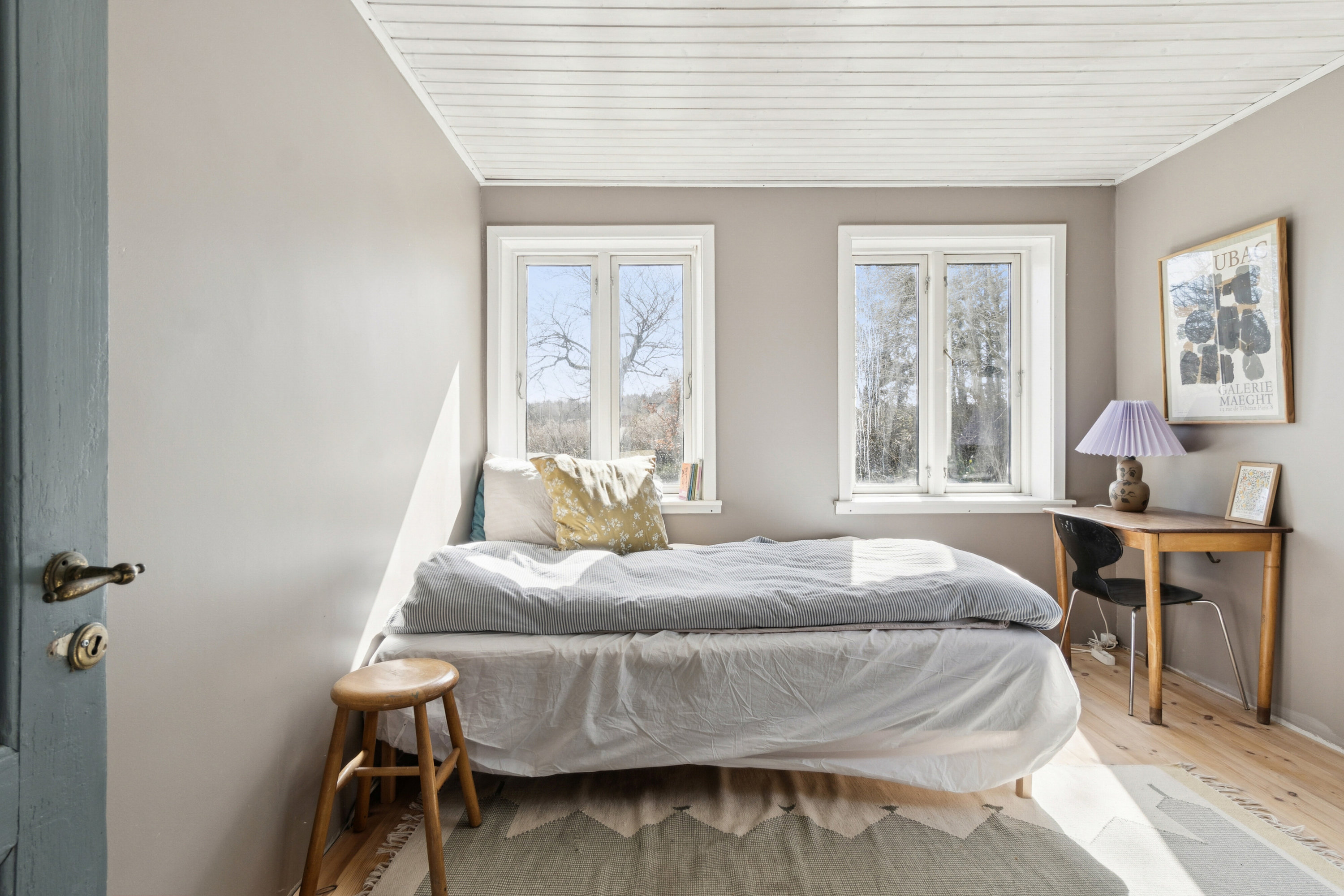 Fremhævet soveværelse billede i fuldskærmstilstand. Billede af Flæskedalsvej 1, Østerlars, 3760 Gudhjem