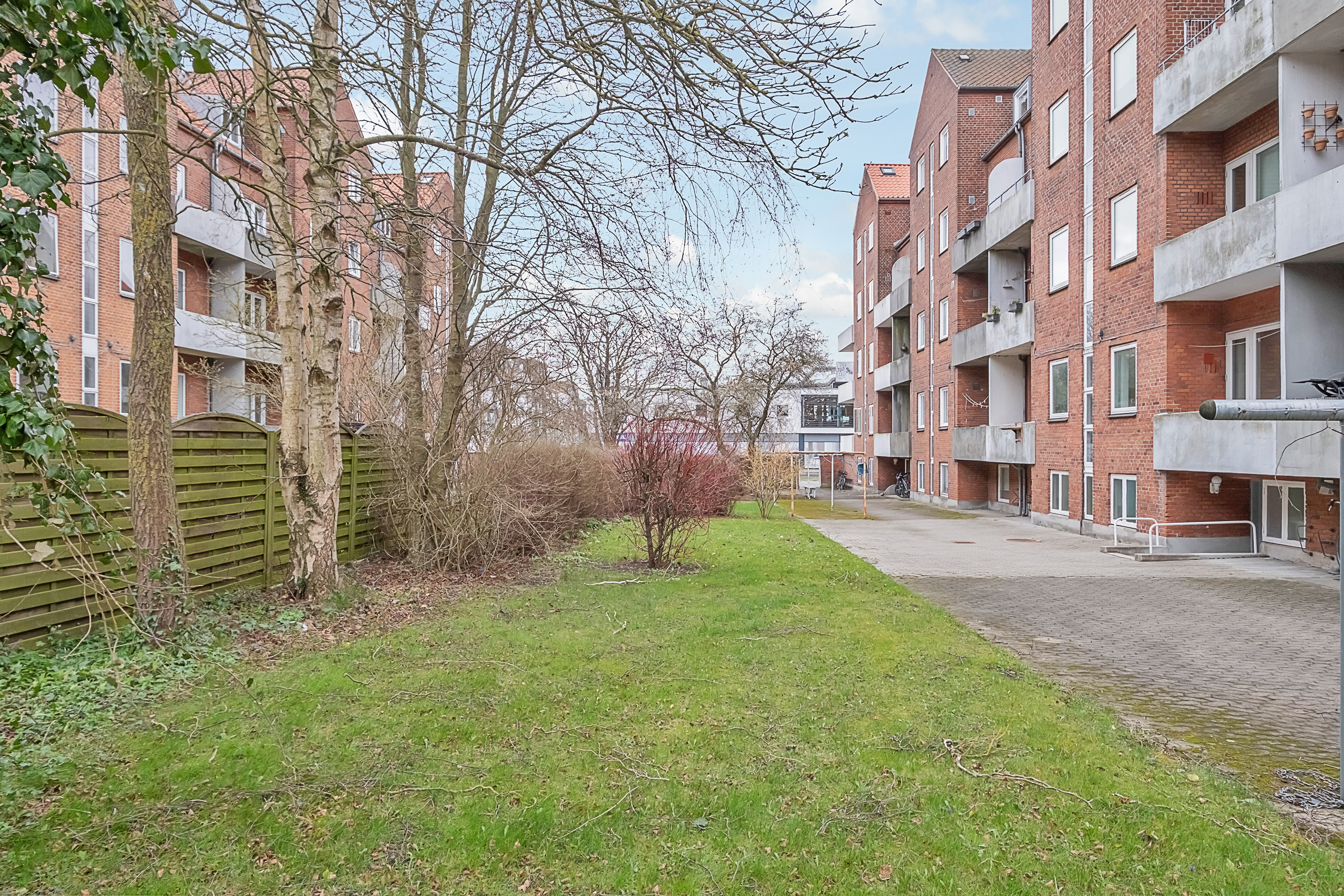 Fremhævet gårdmiljø billede i fuldskærmstilstand. Billede af Silkeborgvej 138, 2. tv., 8000 Aarhus C