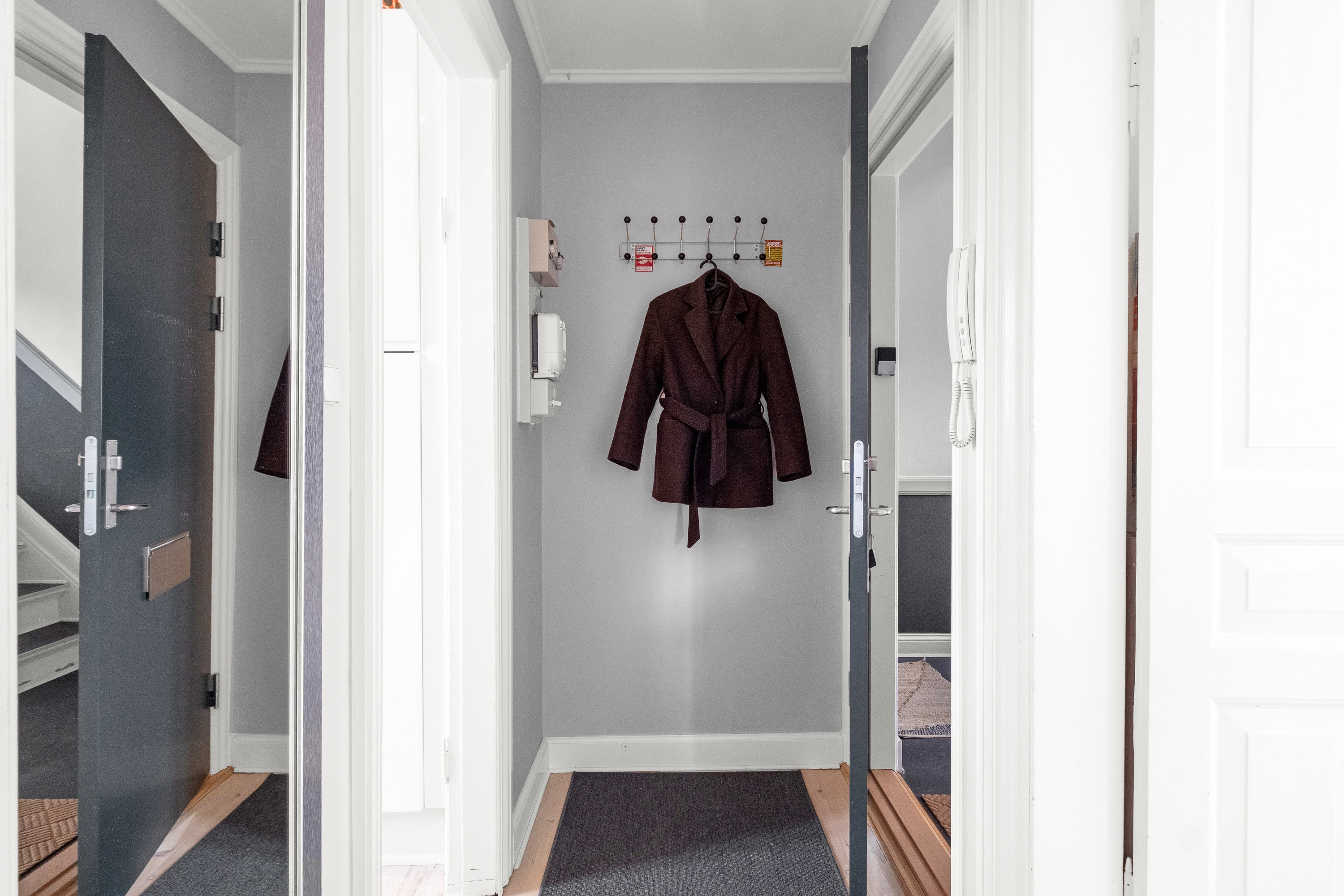 Fremhævet entré billede i fuldskærmstilstand. Billede af Ewaldsgade 14, 3. tv., 8000 Aarhus C