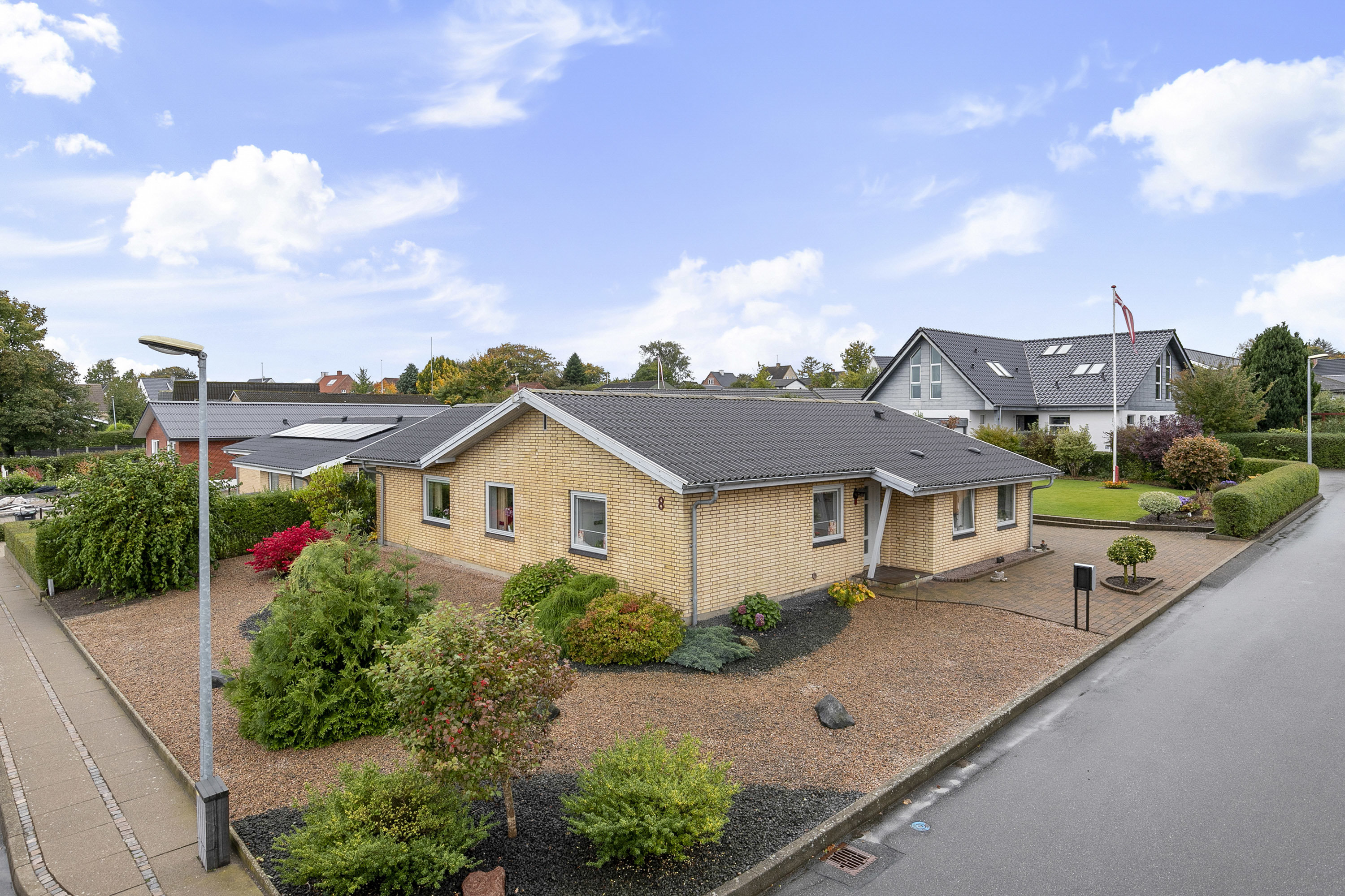 Fremhævet ejendom billede i fuldskærmstilstand. Billede af Vestervænget 8, 9530 Støvring