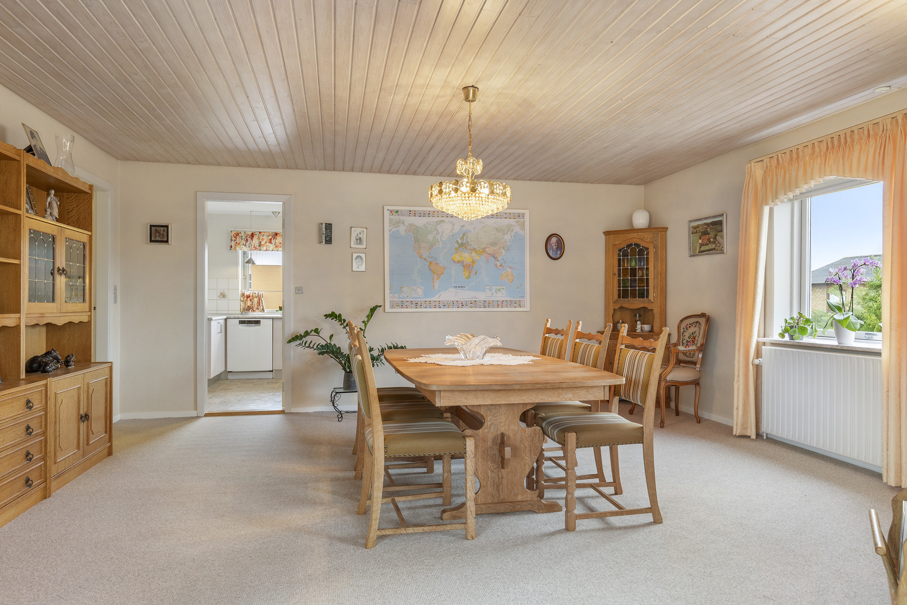 Fremhævet stue billede i fuldskærmstilstand. Billede af Vestervænget 8, 9530 Støvring