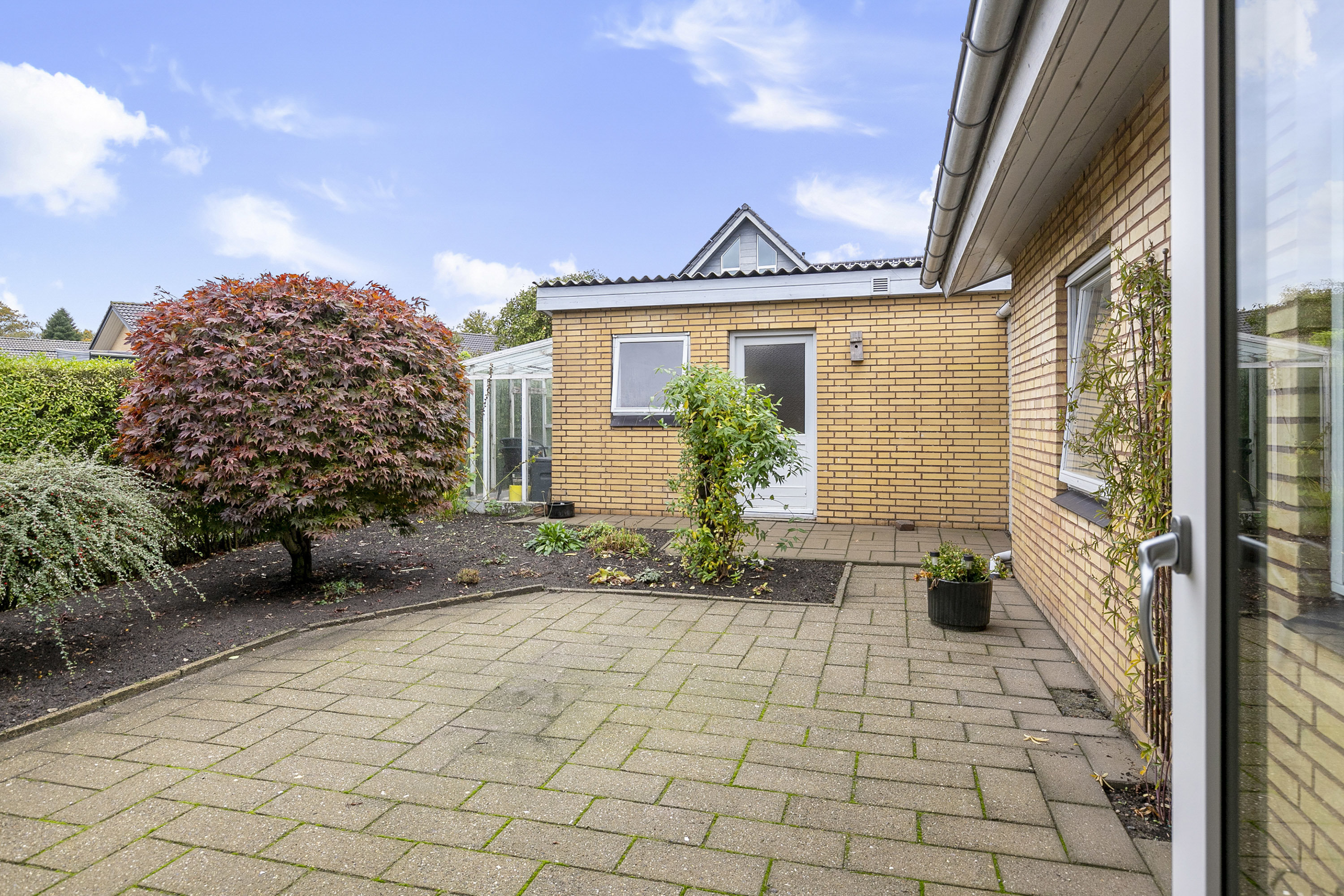 Fremhævet terrasse billede i fuldskærmstilstand. Billede af Vestervænget 8, 9530 Støvring