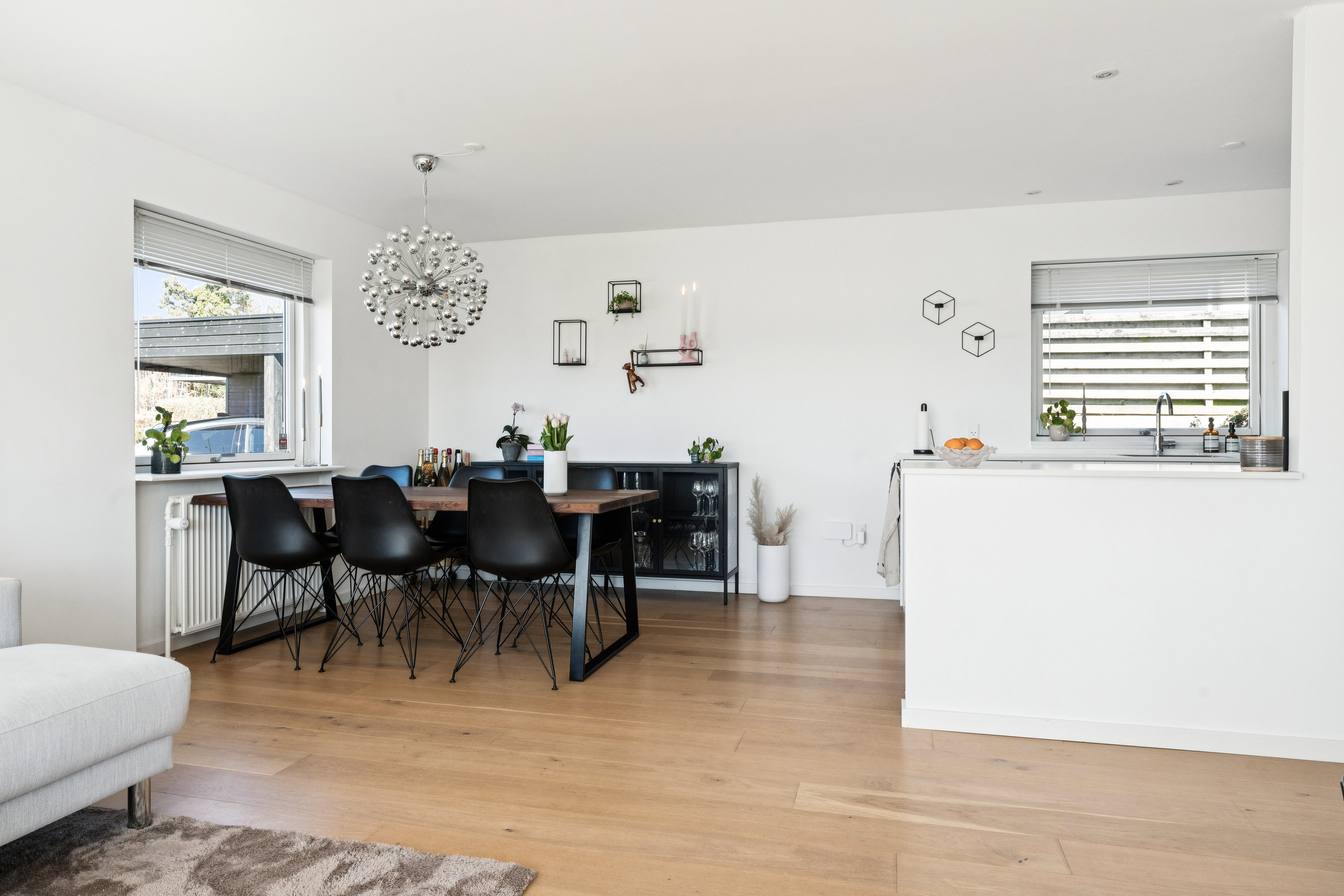 Fremhævet  billede i fuldskærmstilstand. Billede af Skovlykke 3, Gug, 9210 Aalborg SØ