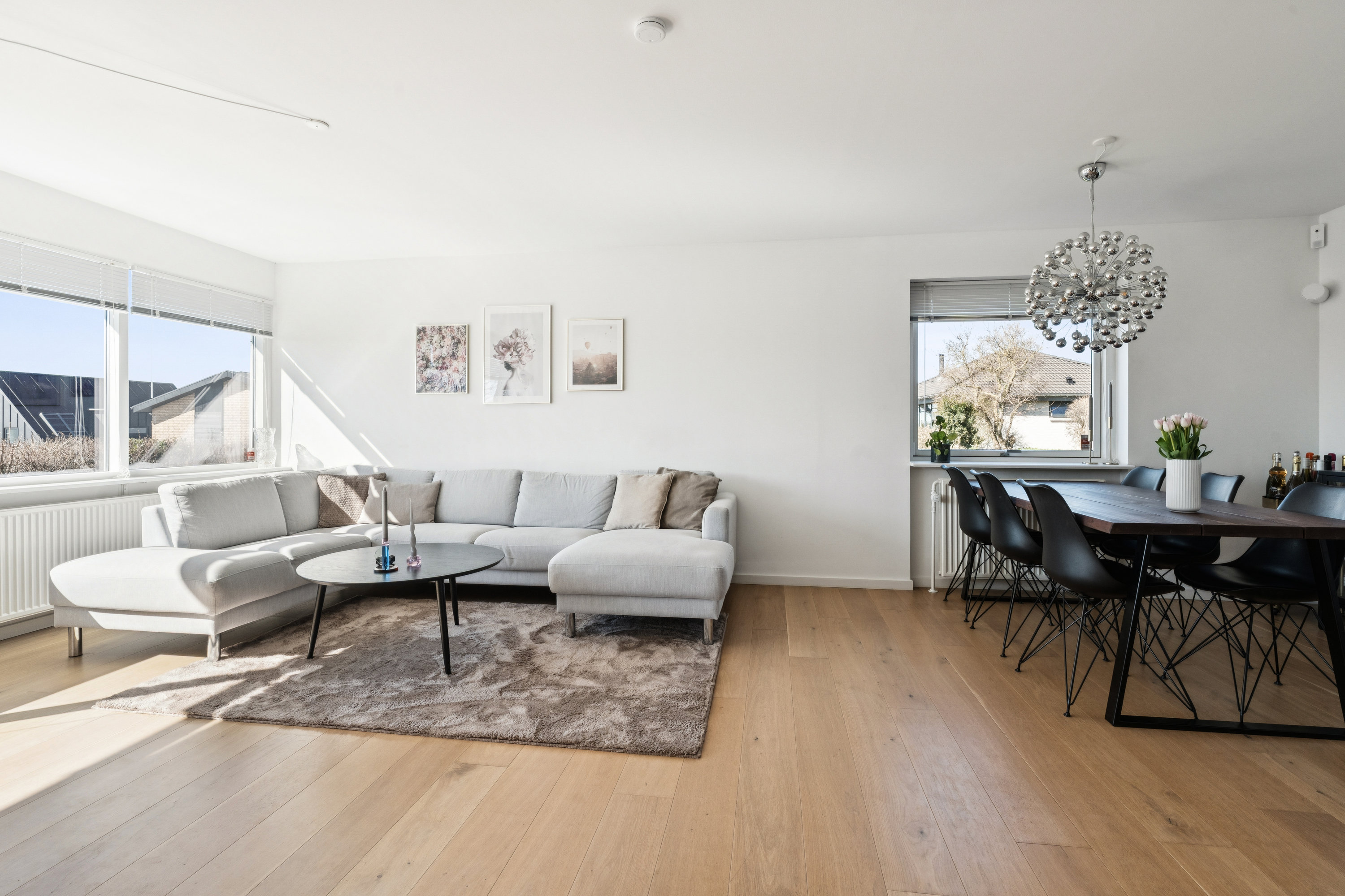 Fremhævet  billede i fuldskærmstilstand. Billede af Skovlykke 3, Gug, 9210 Aalborg SØ