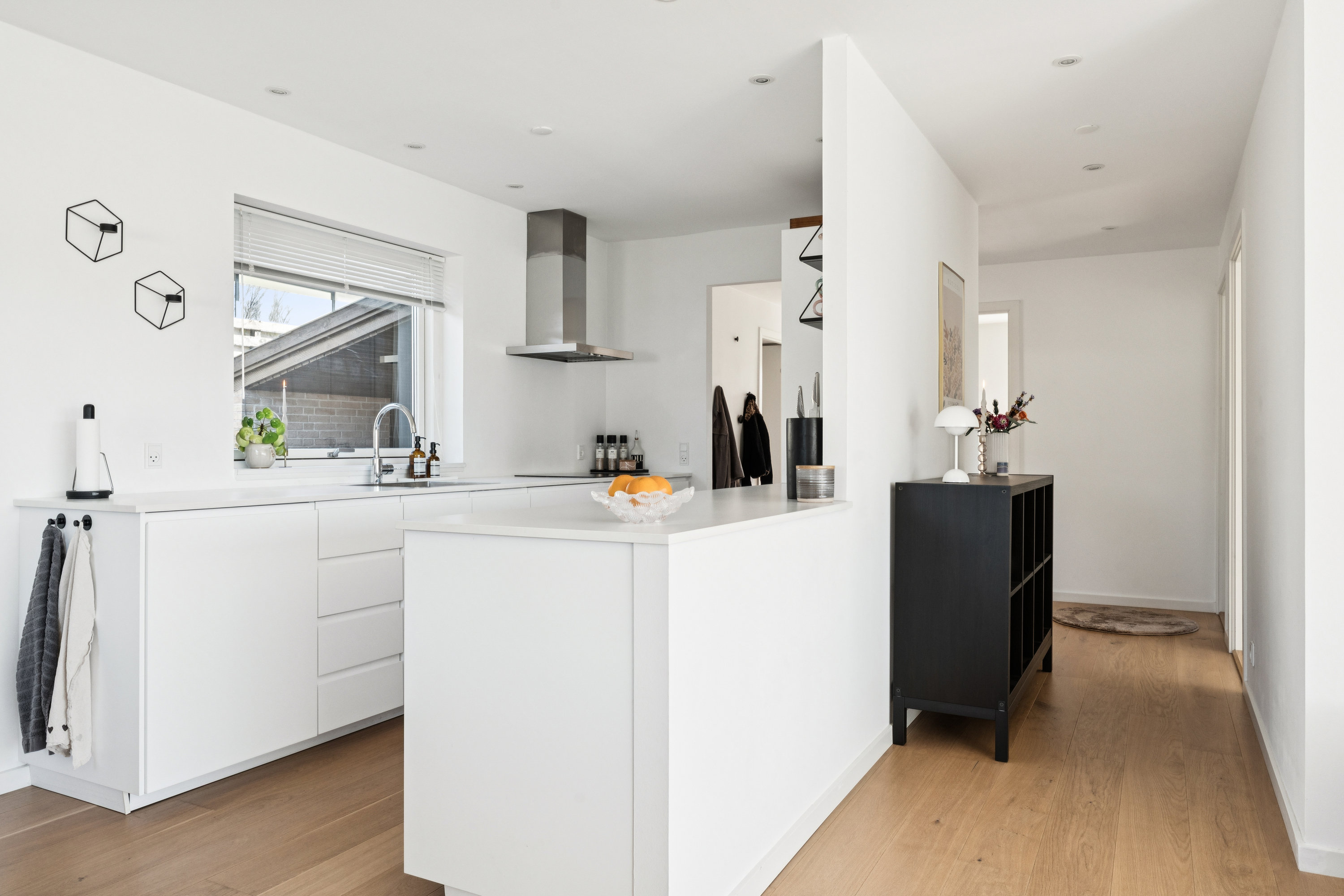 Fremhævet  billede i fuldskærmstilstand. Billede af Skovlykke 3, Gug, 9210 Aalborg SØ