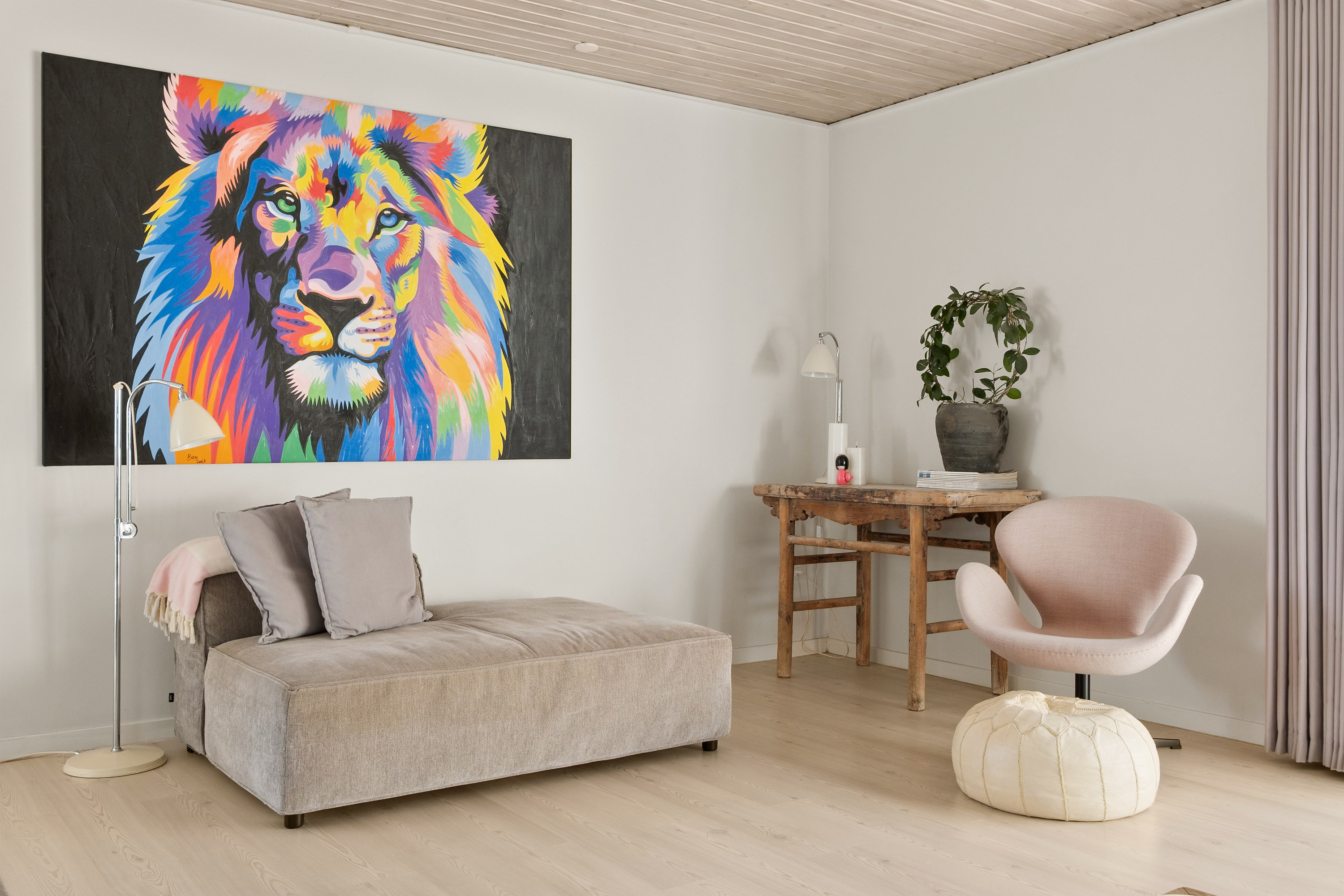 Fremhævet stue billede i fuldskærmstilstand. Billede af Lucernevej 12, 3450 Allerød